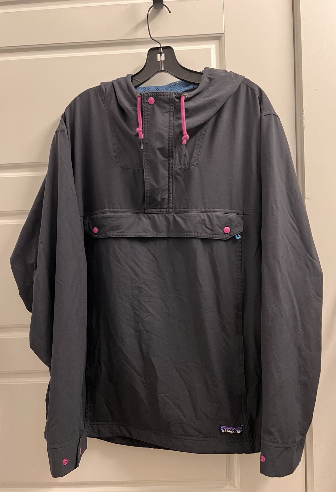 Patagonia Men’s Hooded Isthmus Anorak Jacket L Hooded Pitch Blue Pink Patagonia Men’s Hooded Isthmus Anorak Jacket L Hooded Pitch Blue Pink