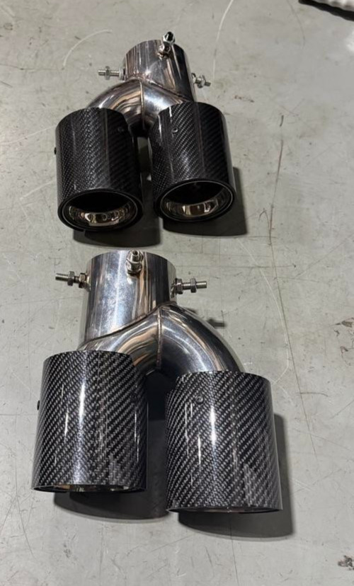 2x BMW M Performance Carbon Fiber Exhaust Tips for G20 G21 M340i G42 M240i 2x BMW M Performance Carbon Fiber Exhaust Tips for G20 G21 M340i G42 M240i