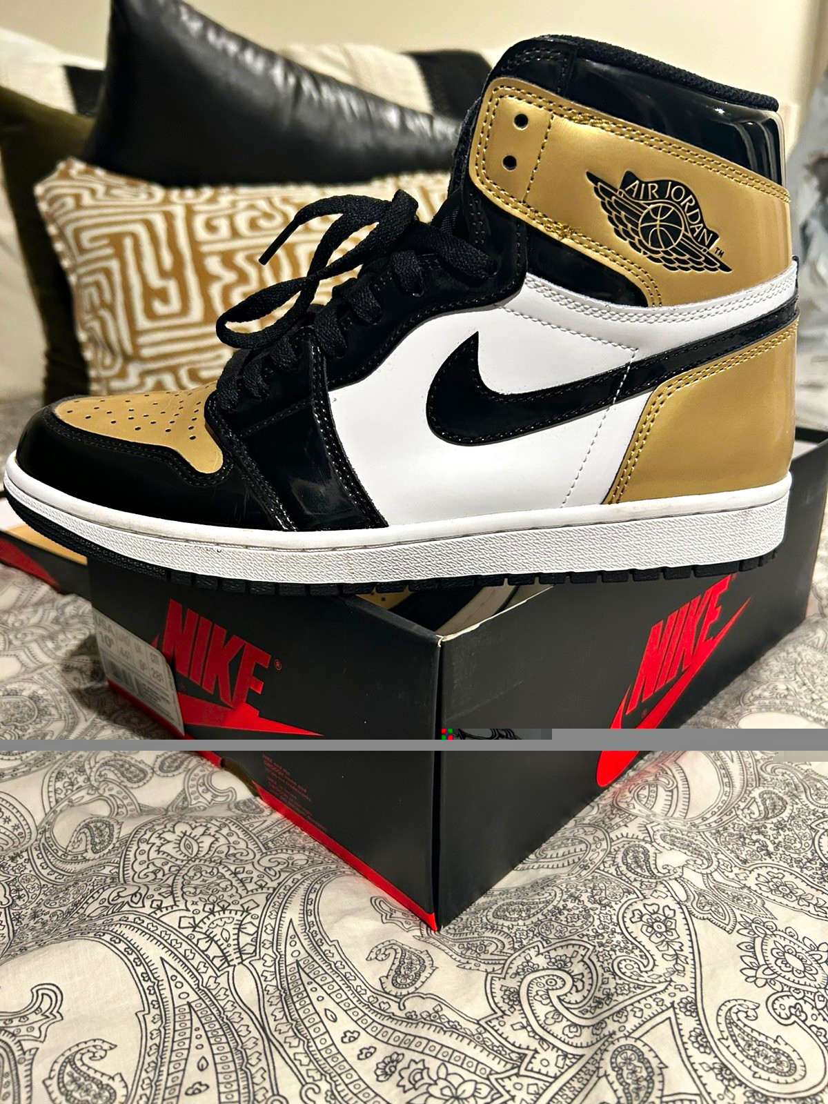 Jordan Air Jordan 1 Retro High OG NRG Gold Toe Black White Gold 10.5 861428-007 Jordan Air Jordan 1 Retro High OG NRG Gold Toe Black White Gold 10.5 861428-007