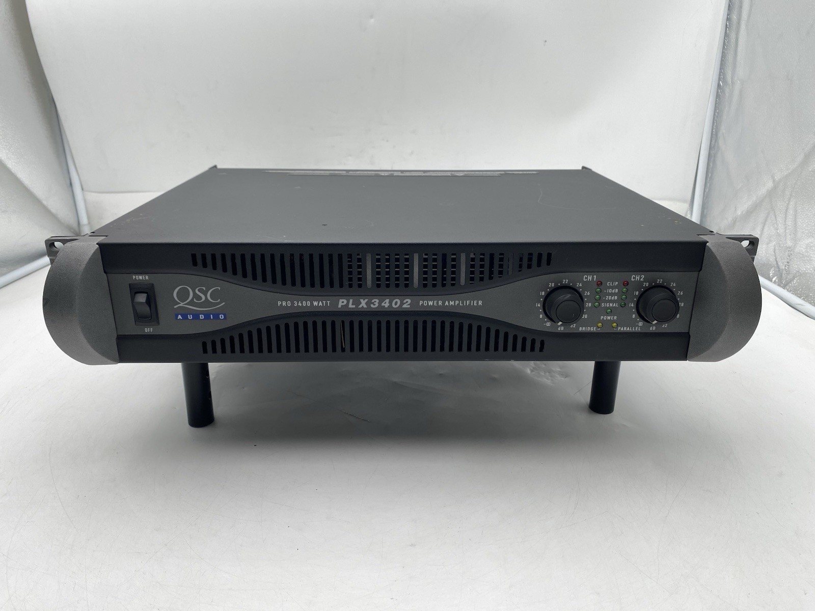 QSC PLX 3402 Professional 2-Channel Power Amplifier 1700W Stereo Audio Amp