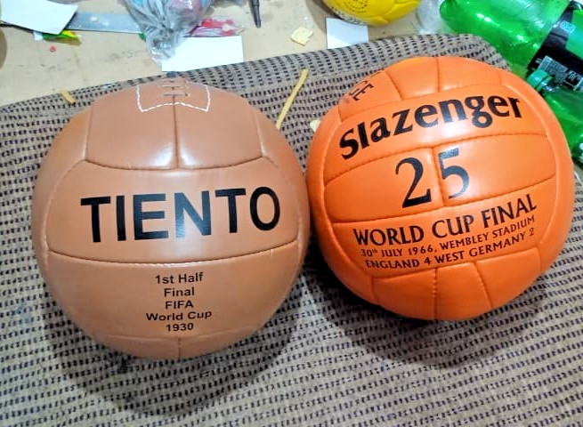 2X Slazenger Challenge 1966 World Cup Final Footballs England vs West Germany 2X Slazenger Challenge 1966 World Cup Final Footballs England vs West Germany