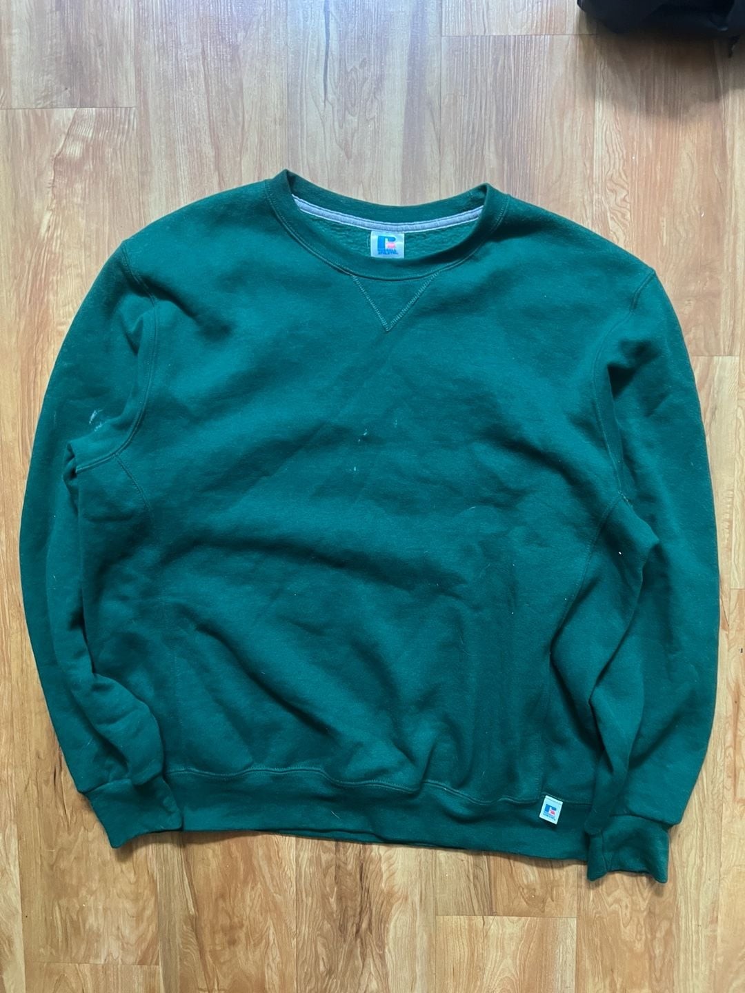 Russell Athletic Sweatshirt Size L Green Crewneck Pullover Fleece Russell Athletic Sweatshirt Size L Green Crewneck Pullover Fleece