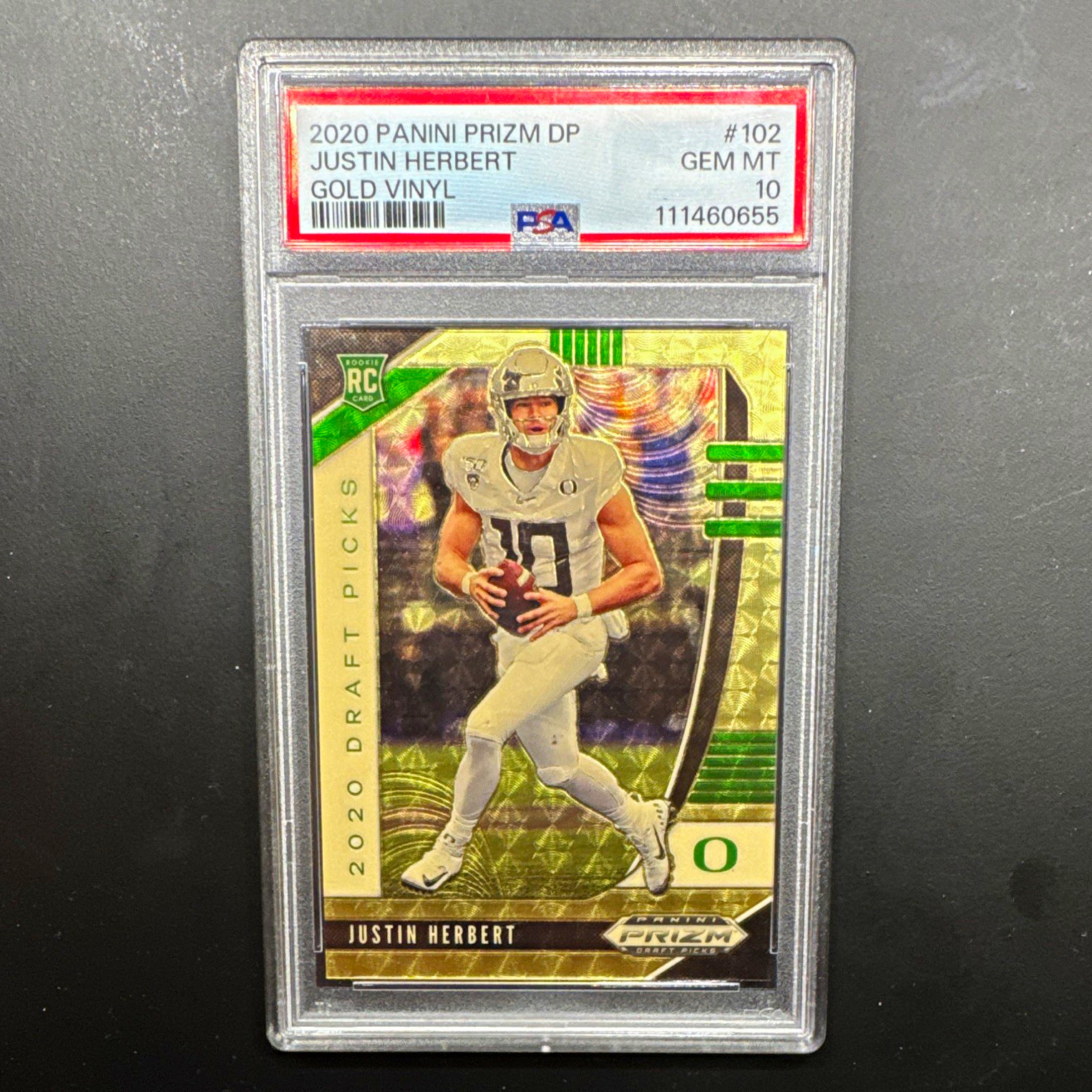 2020 Panini Prizm Draft Picks Justin Herbert Gold Vinyl #102 PSA 10 RC 4/5