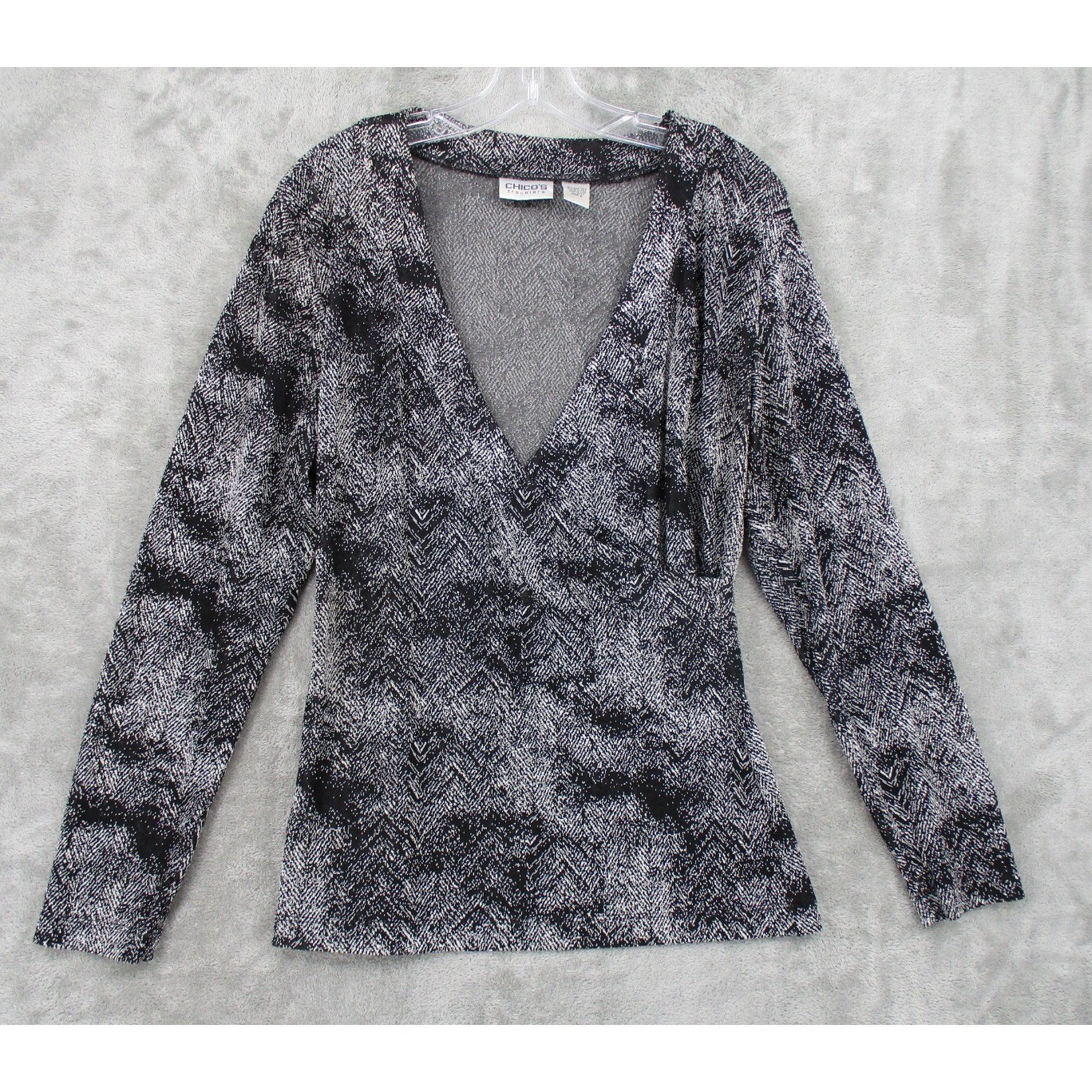 Chicos Blouse 2 US Large Travelers Slinky Knit Surplus Stretch Casual Abstract
