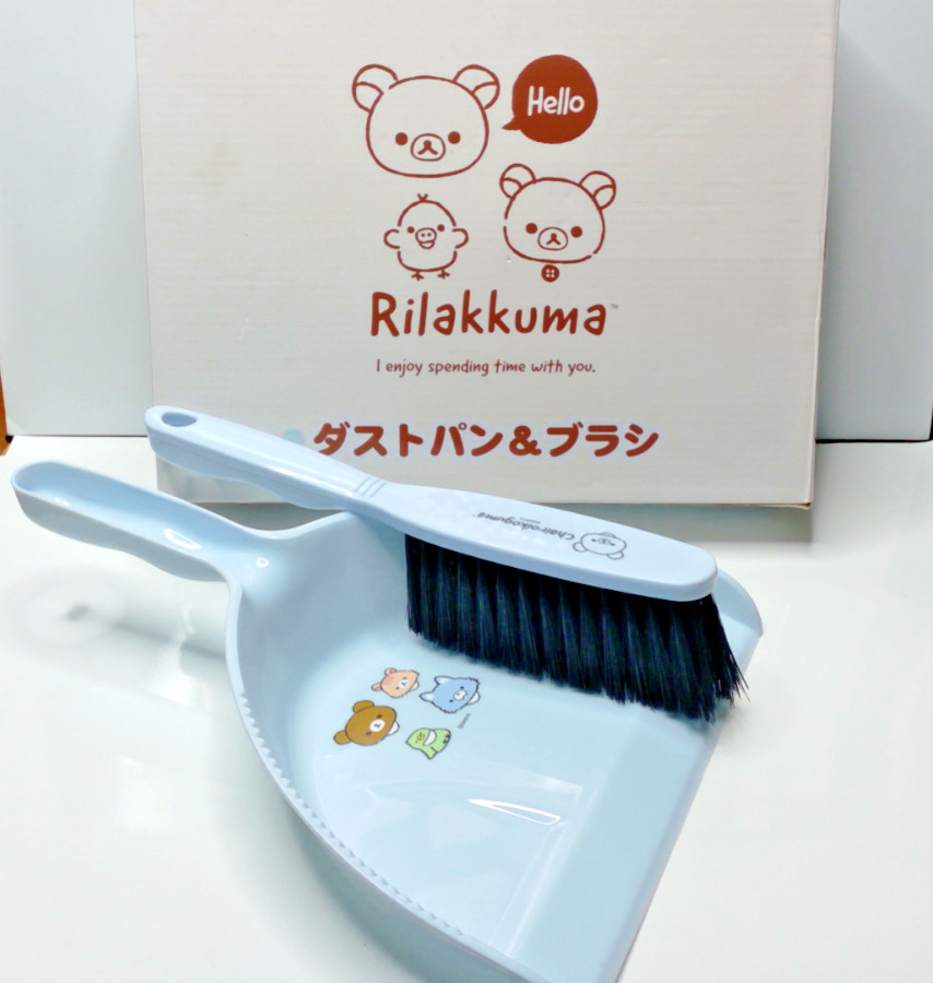Rilakkuma tabletop dustpan brush set Rilakkuma tabletop dustpan brush set