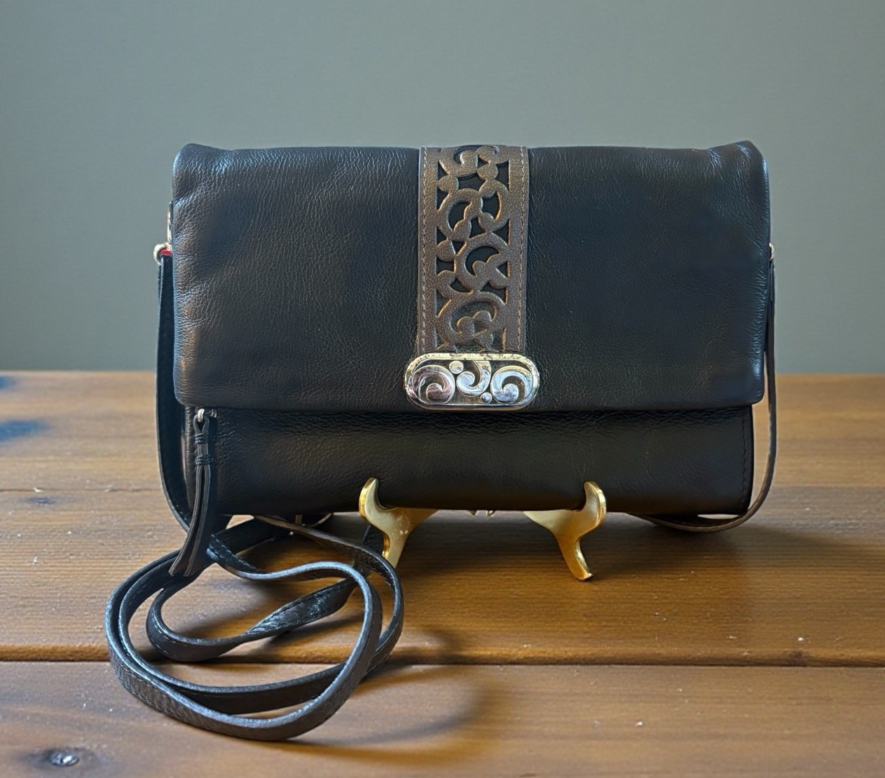 BRIGHTON CALLIE Organizer Wallet/crossbody Strap Black Leather Holds Cell Phone BRIGHTON CALLIE Organizer Wallet/crossbody Strap Black Leather Holds Cell Phone