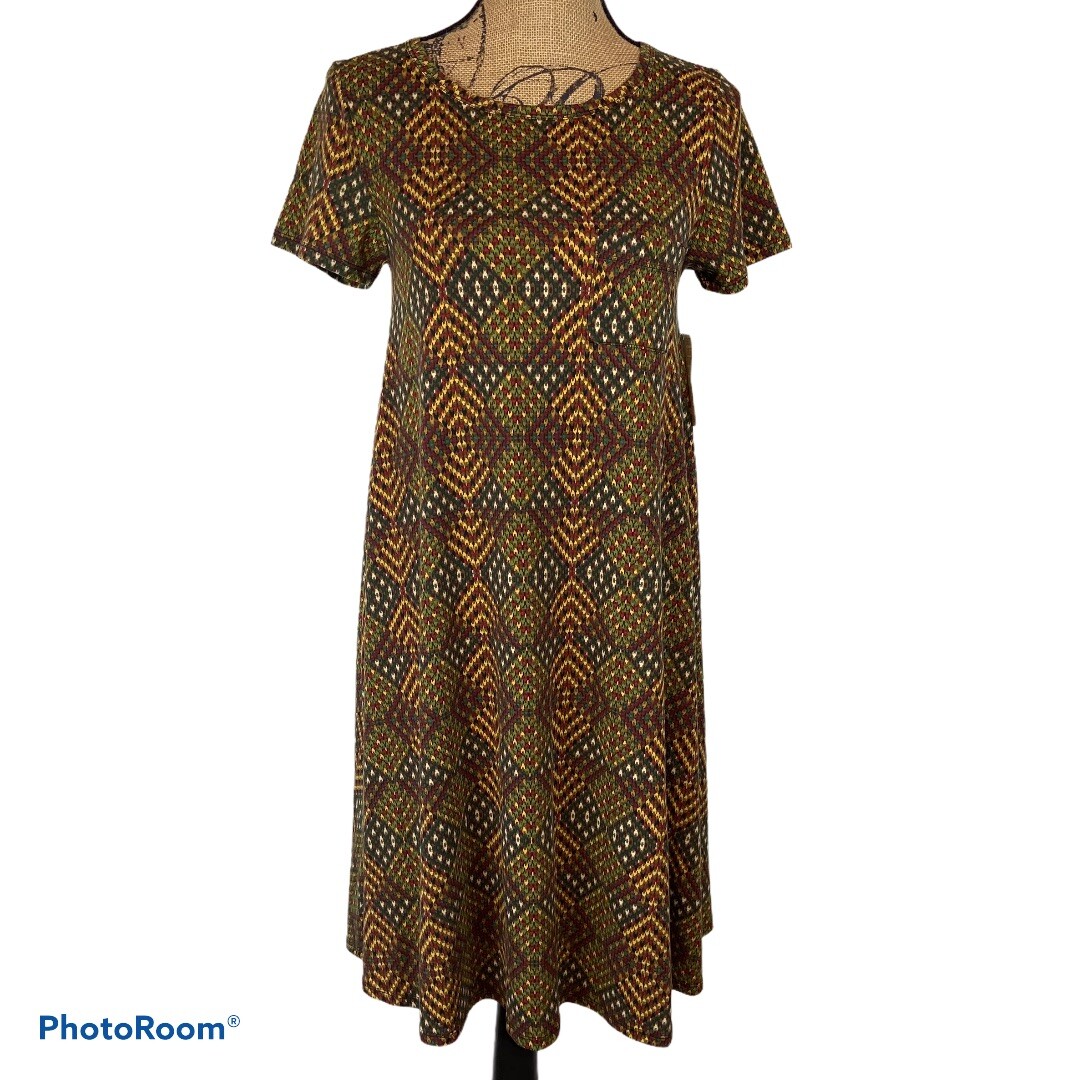 LuLaRoe Carly Dress XXS NWT Red Green Black Geometric Aztec Short Sleeve Swing