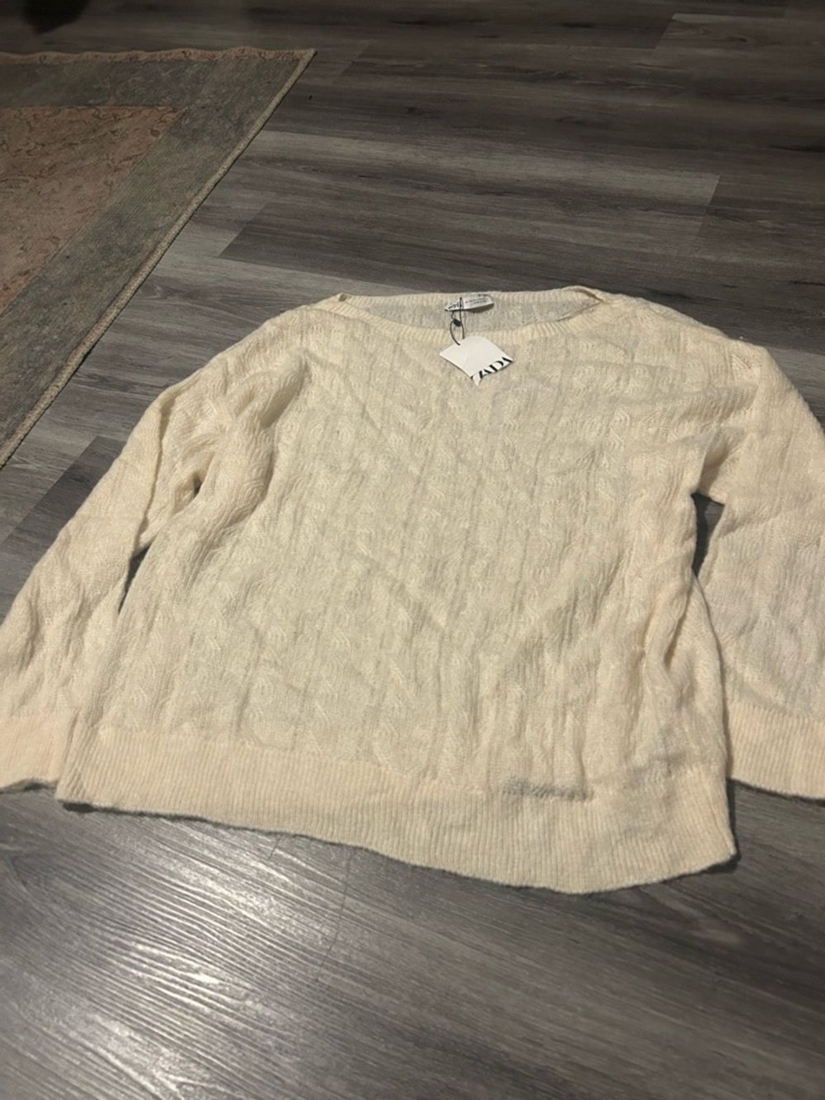Zara Cream Cable-Knit Crewneck Sweater Zara Cream Cable-Knit Crewneck Sweater