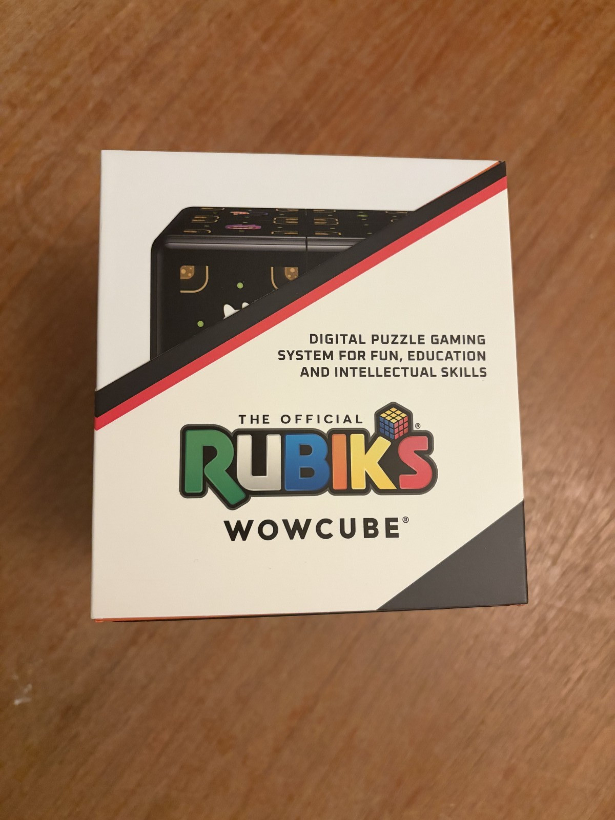 BRAND NEW Rubik\'s WOWCUBE 2x2 Digital Cube Twist Puzzle Gaming System DOS1327-42