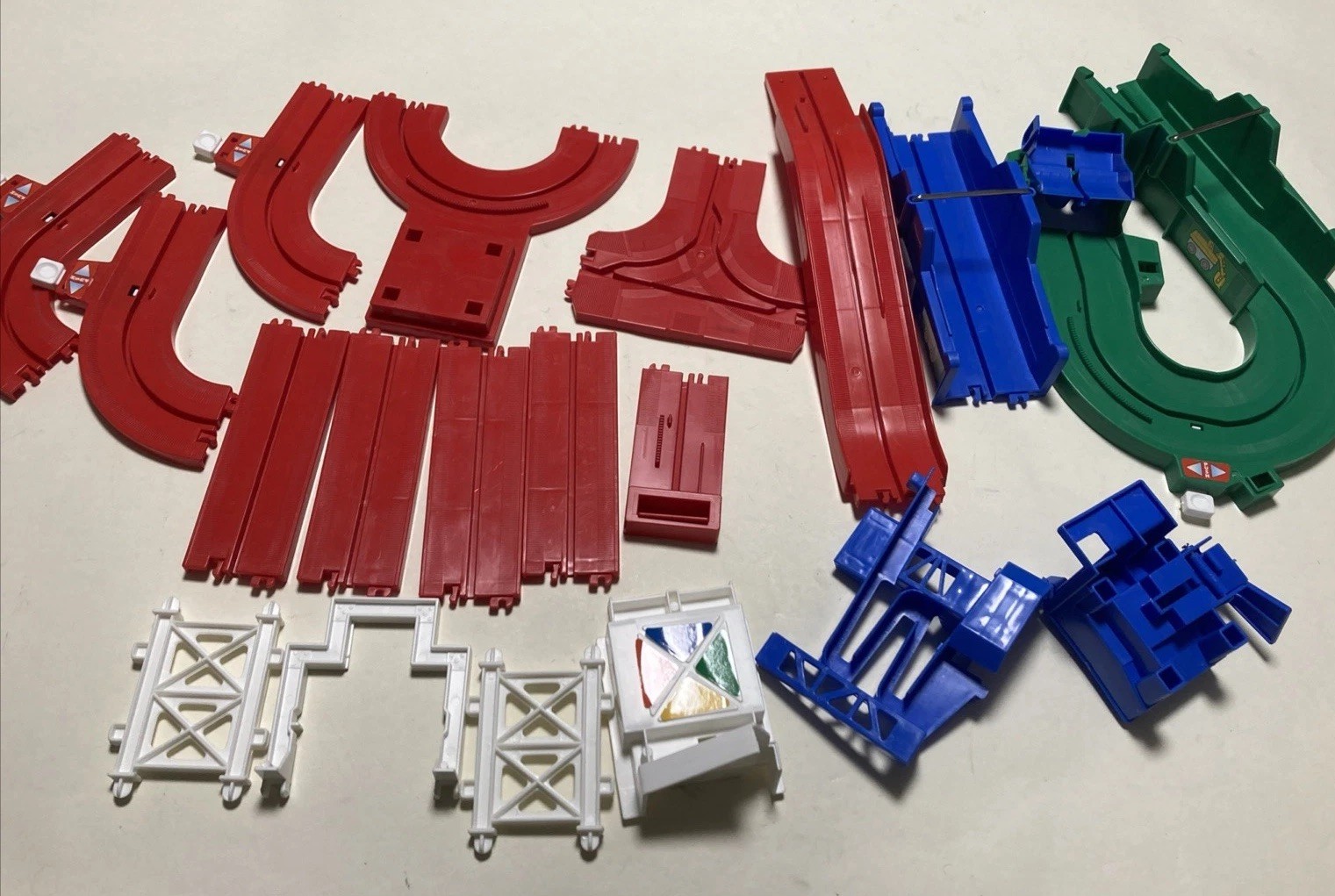 Vintage 1997 Tomy Big Loader Construction 19 pc  replacement  parts