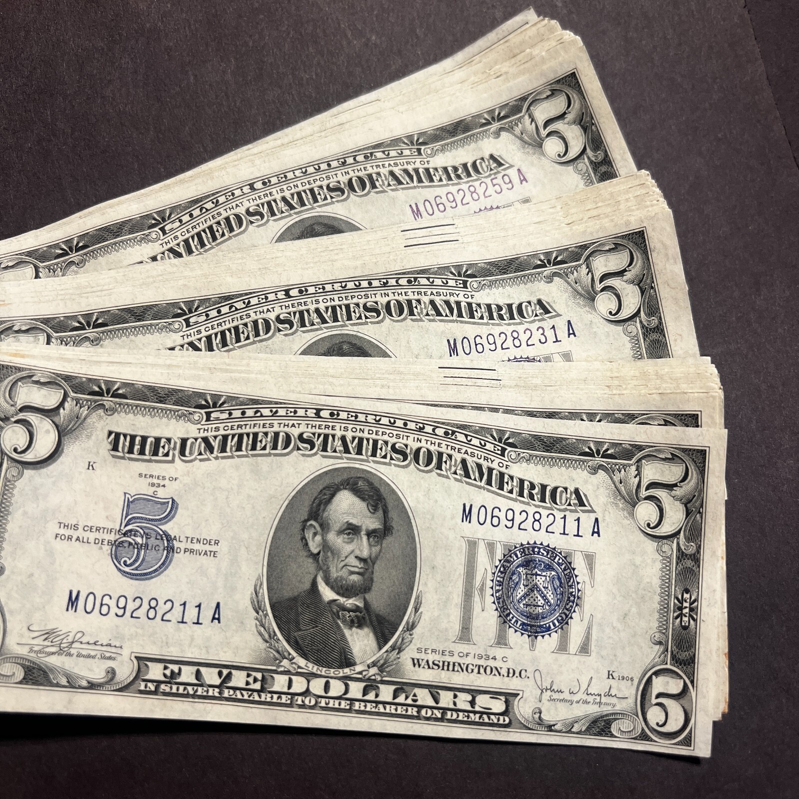 ✯ 1934 Five Dollar Blue Seal $5 UNC CU✯From Pack Consecutive Uncirculated Note✯