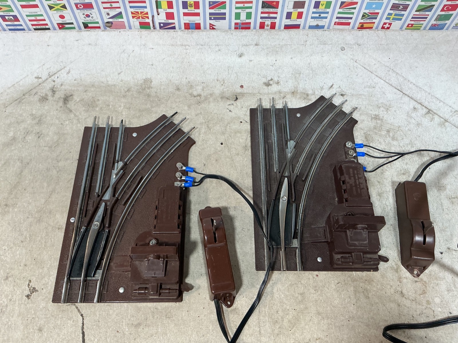 2 Lionel 6-5122 remote Control switch 027 for Train Layout  turn right