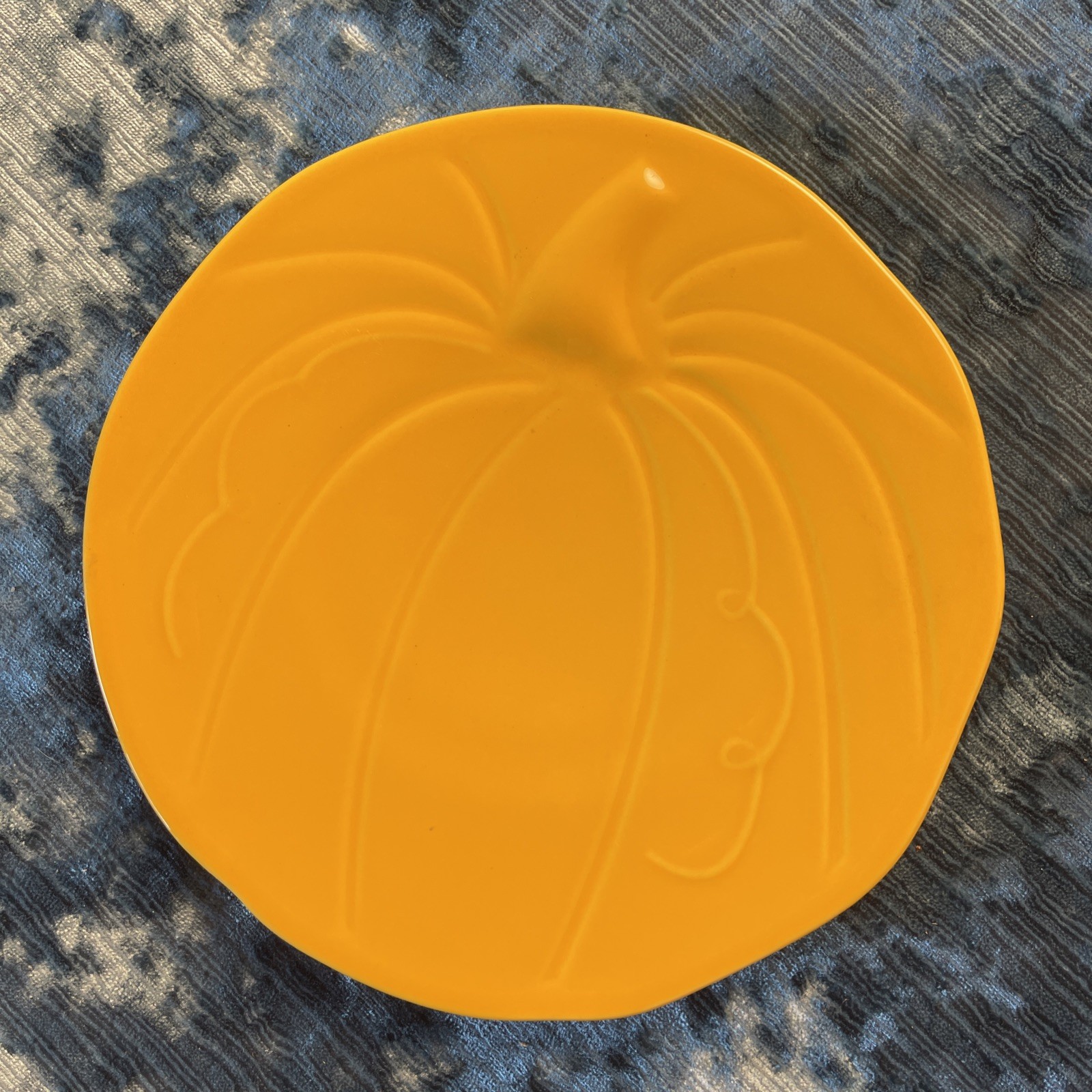 NWT Fiesta Fiestaware Homer Laughlin Daffodil Yellow Plate 8.5” NWT Fiesta Fiestaware Homer Laughlin Daffodil Yellow Plate 8.5”