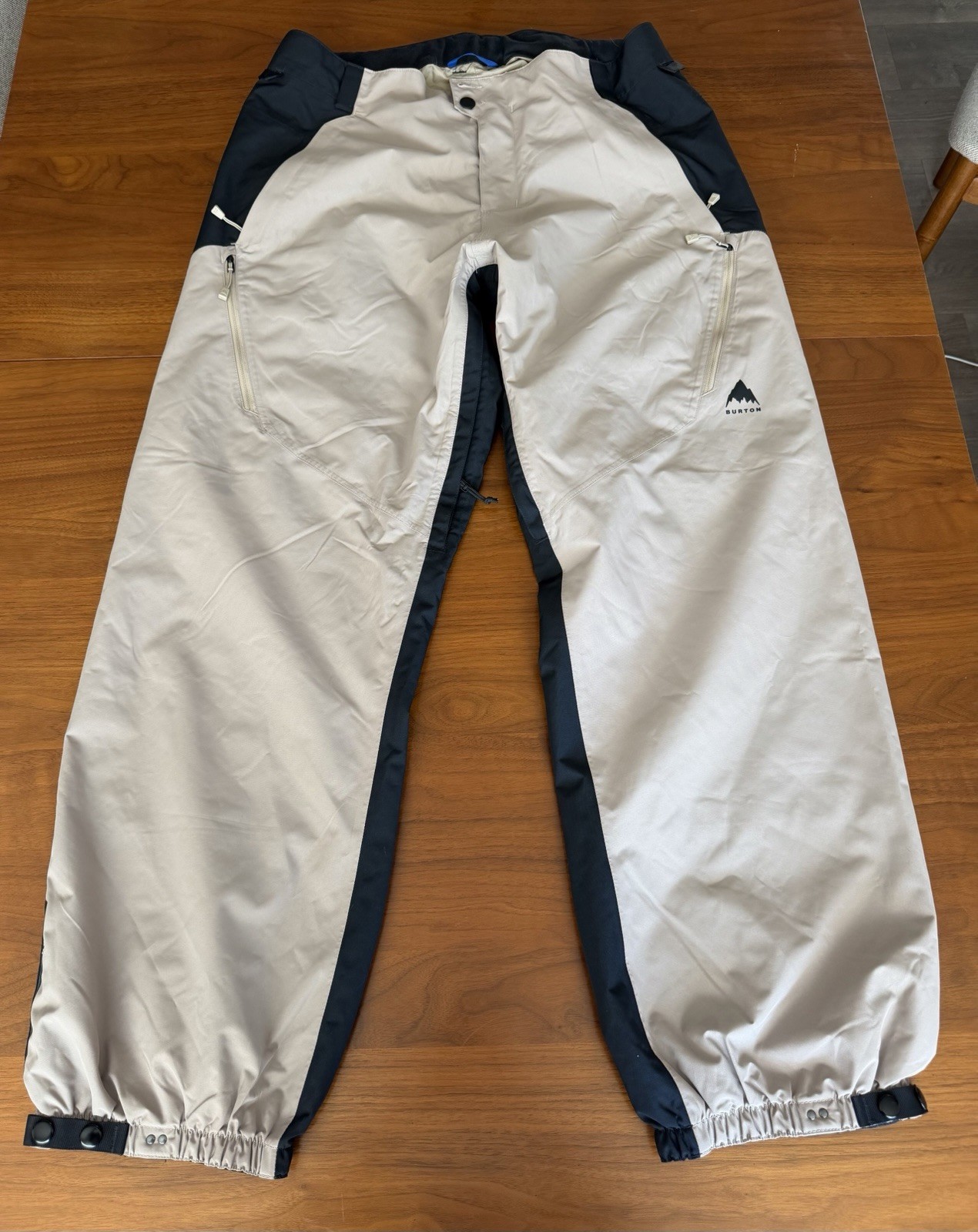 Burton Men’s Reserve 2L Relaxed Snowboard Pants, Size Large