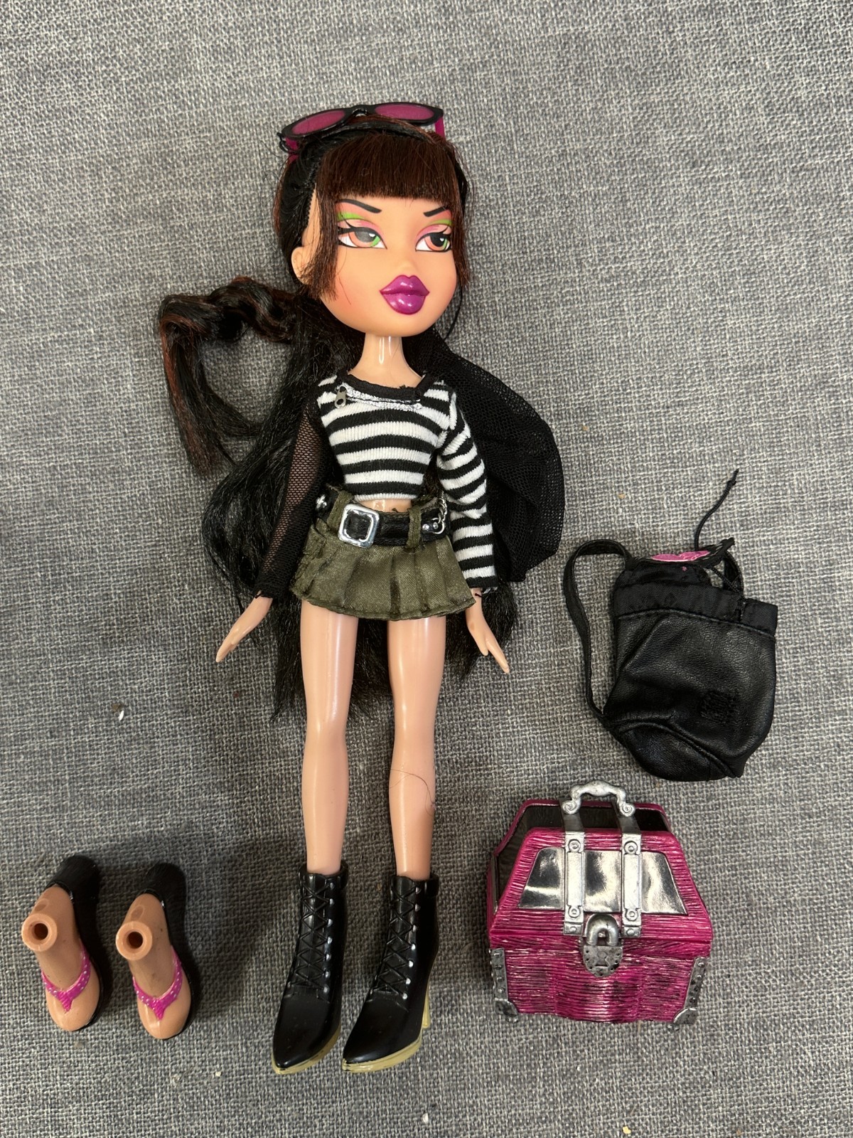 Bratz Doll The Treasures Collection Yasmin 2001 w accessories Bratz Doll The Treasures Collection Yasmin 2001 w accessories