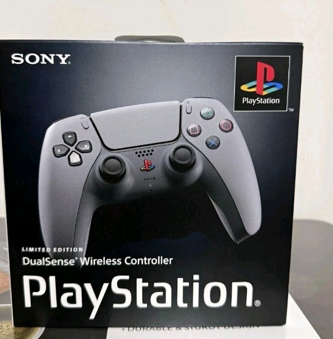 PS5 DualSense Wireless Controller 30th Anniversary Limited Edition