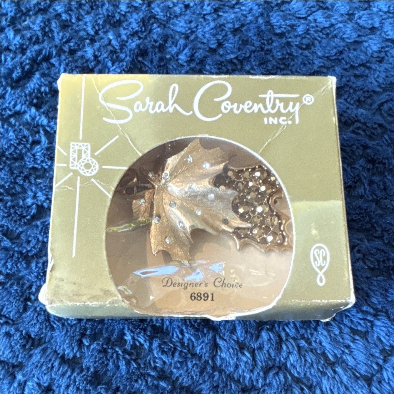 Vintage Sarah Coventry Designers Choice Leaf Pin 6891 Gold Rhinestone In Box 