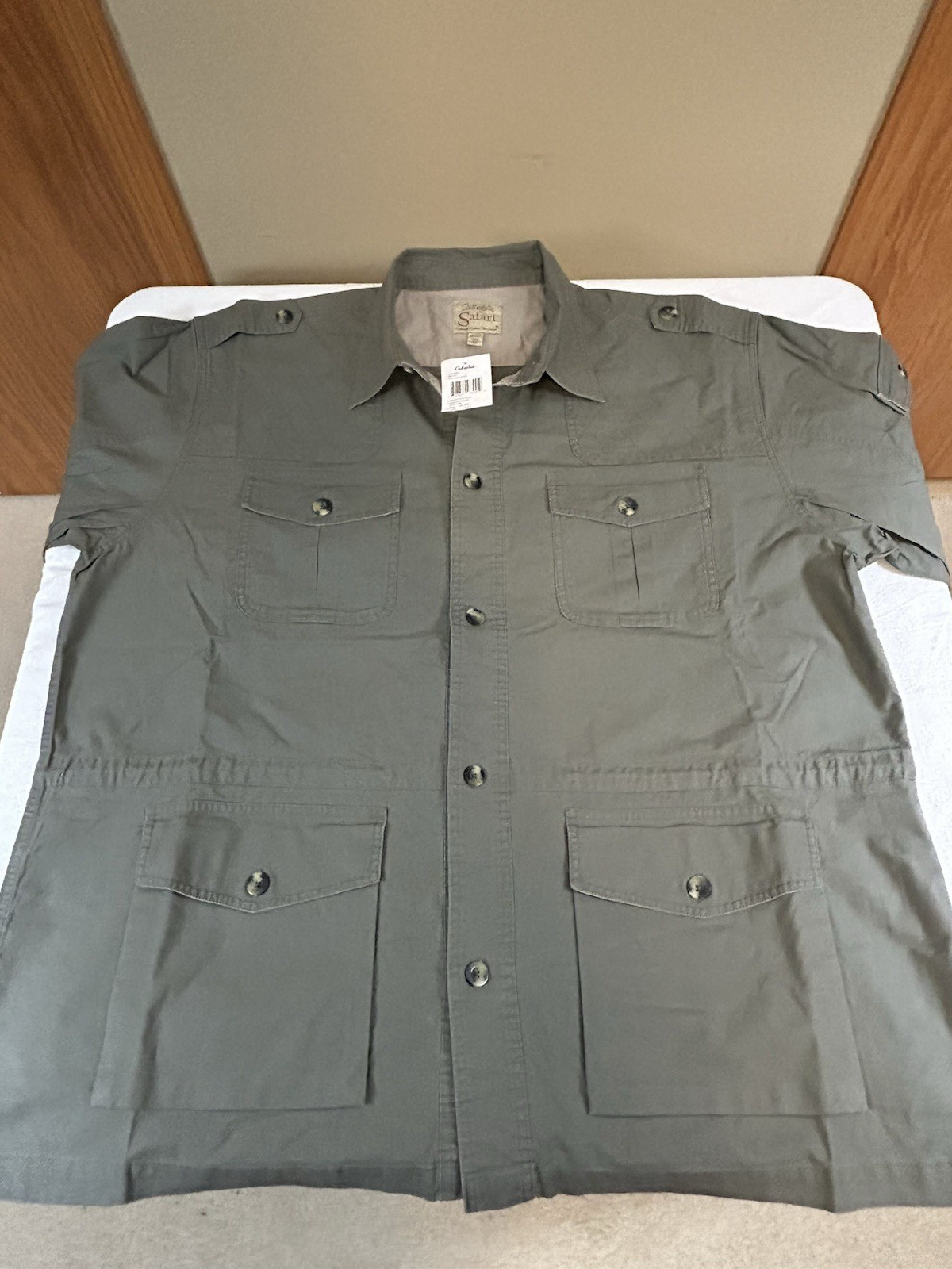 NWT Cabela\'s Safari Series Men\'s Field Jacket 3XL Olive/British Khaki NWT Cabela\'s Safari Series Men\'s Field Jacket 3XL Olive/British Khaki
