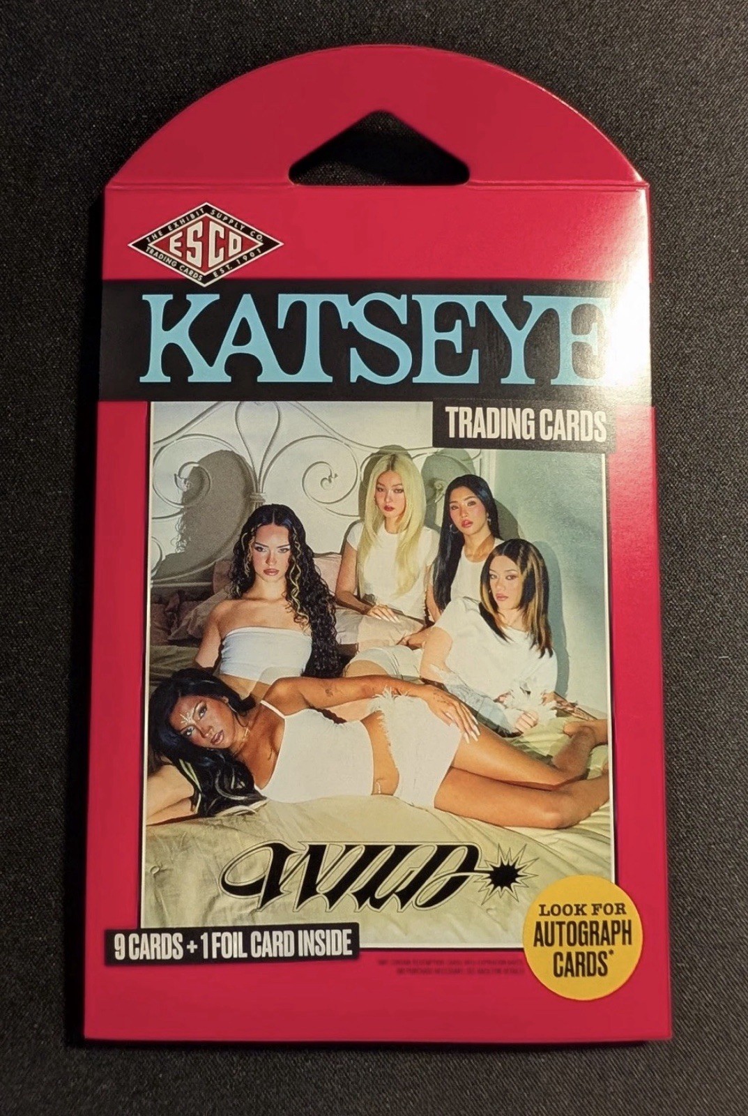 2026 ESCO x KATSEYE WILD Trading Cards Hanger Pack Sealed 9 Cards + Foil