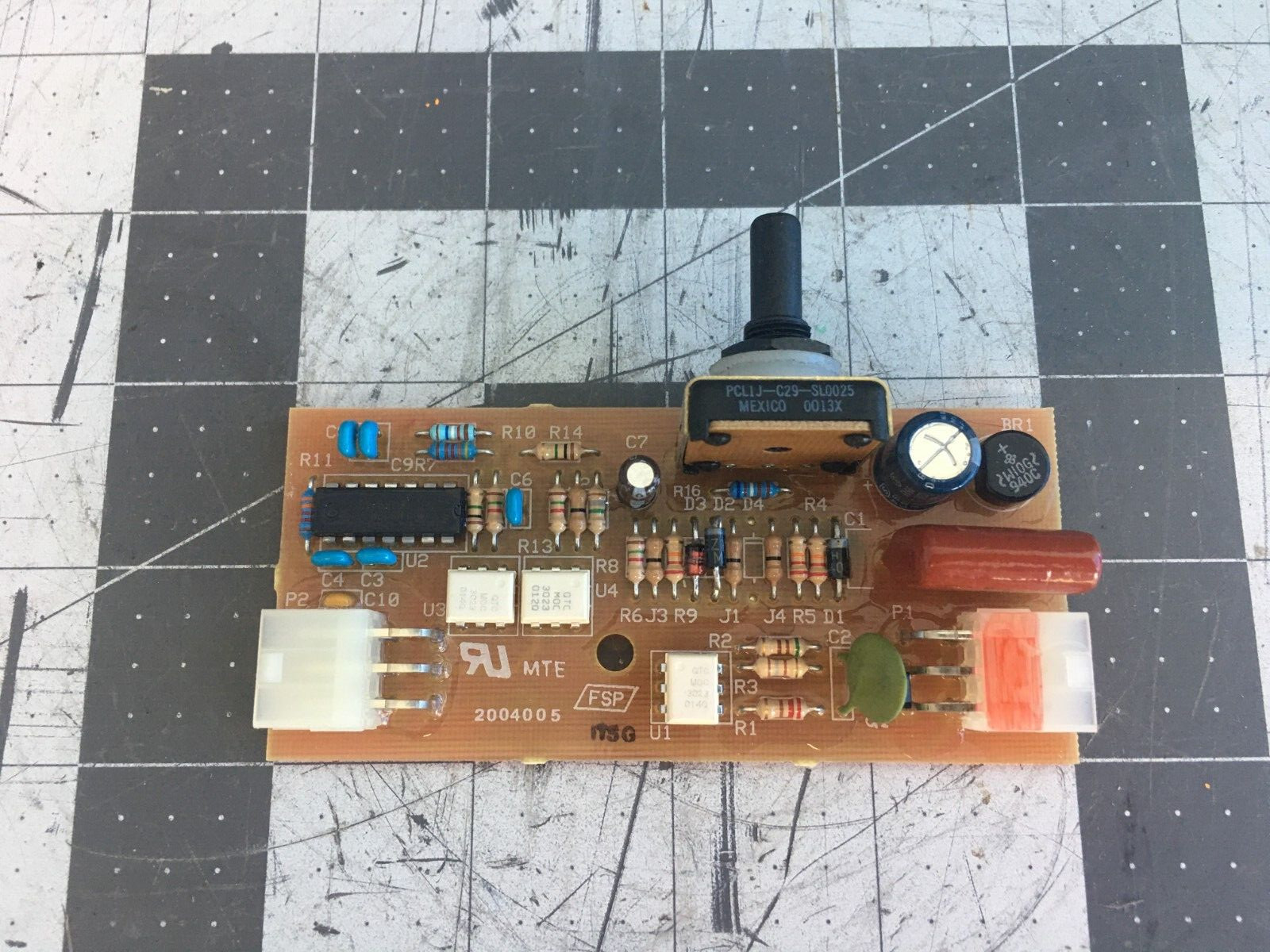 KitchenAid Refrigerator Control Board P# 2004005 KitchenAid Refrigerator Control Board P# 2004005