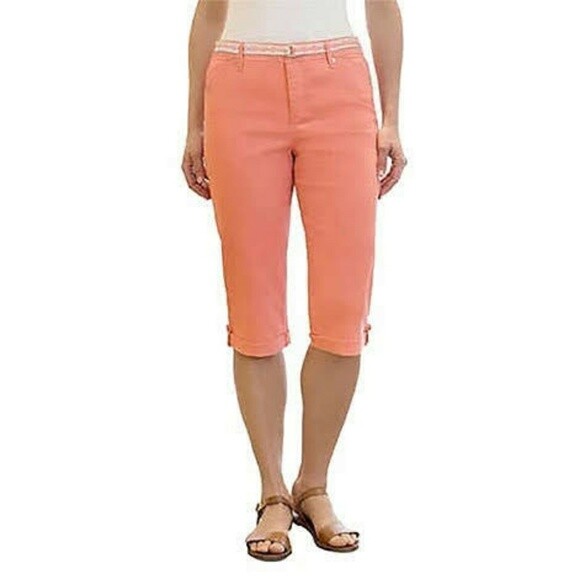 NWT Gloria Vanderbilt Women's Lillian Belted Skimmer Capri Pants Pick Size