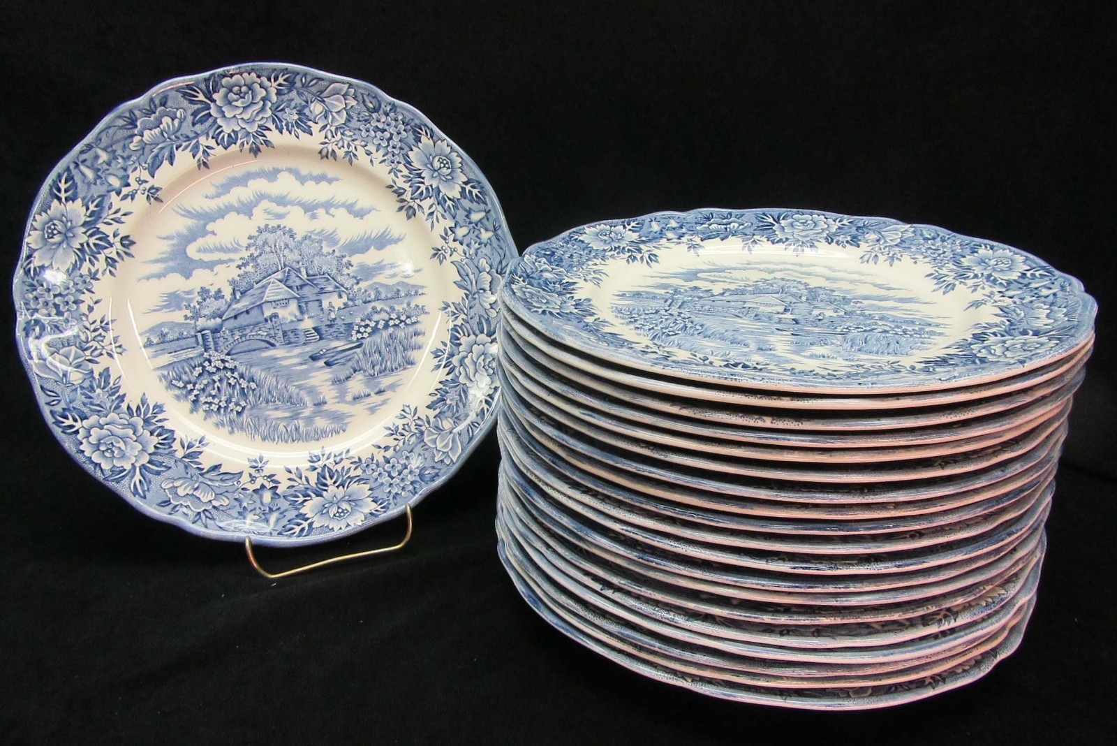 Vintage Salem Olde Staffordshire Blue English Village 6-1/2\