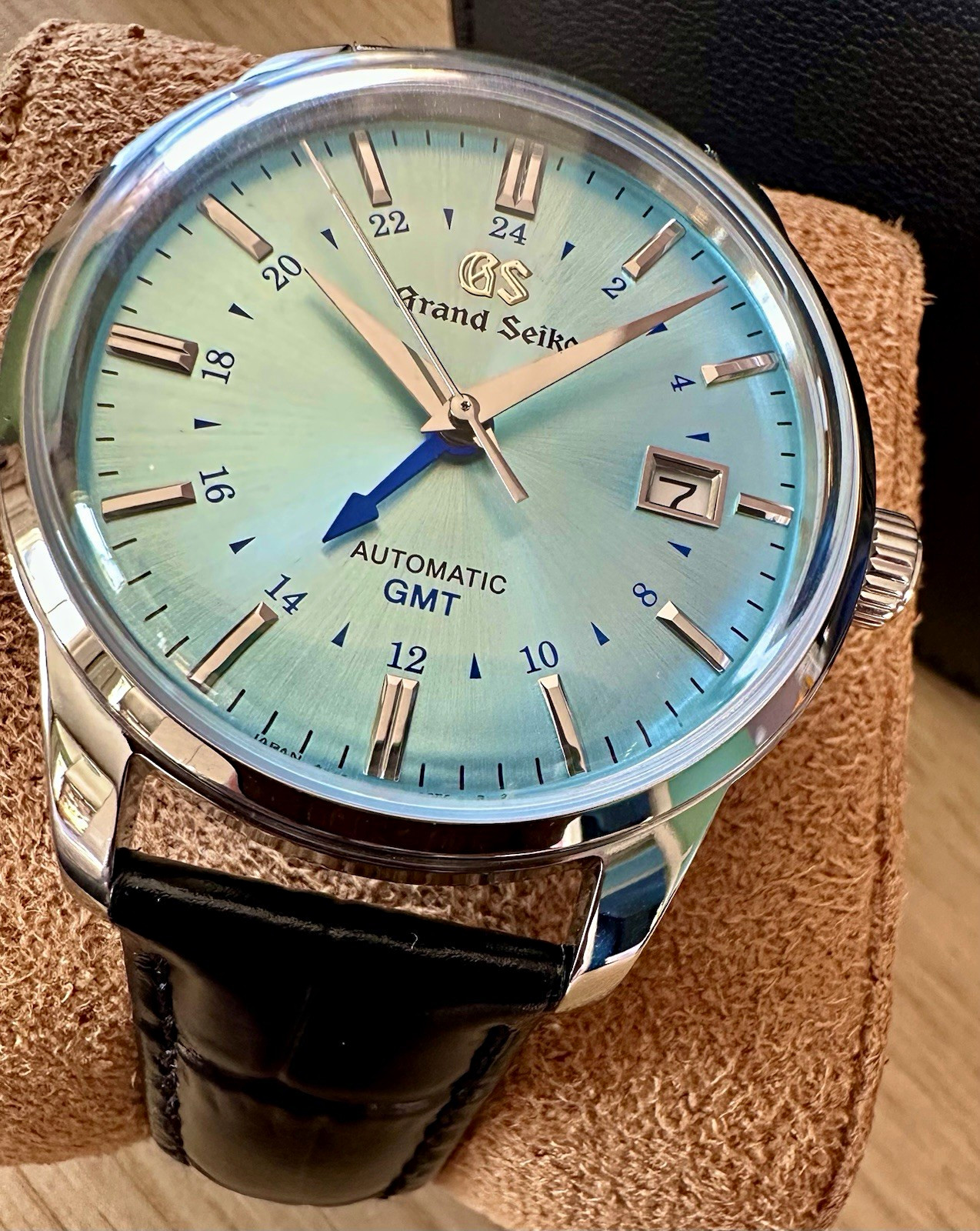Vintage GMT Automatic Watch , NH34 movement 39mm Blue Dial Black Leather Strap Vintage GMT Automatic Watch , NH34 movement 39mm Blue Dial Black Leather Strap