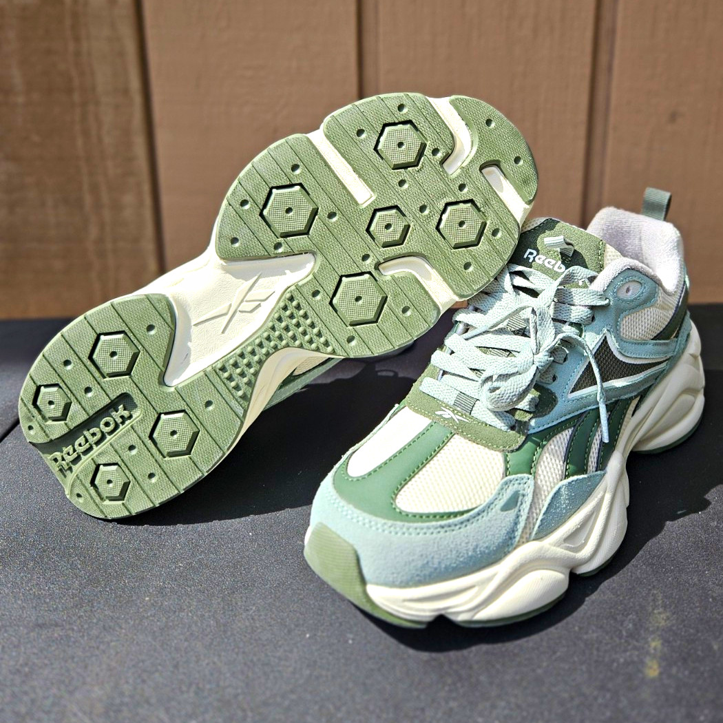 Reebok Royal Charge Y2K Chunky Green White Leather Run AR30246M Mens Sz  9.5 New