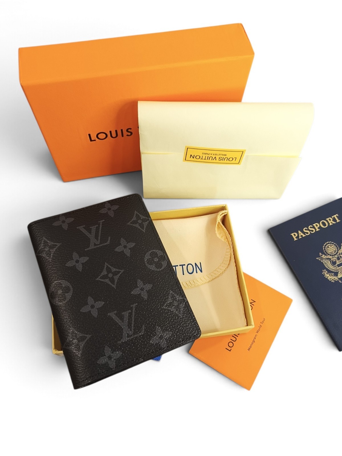 Louis Vuitton Monogram Eclipse Canvas Passport Cover M64501 unisex 
