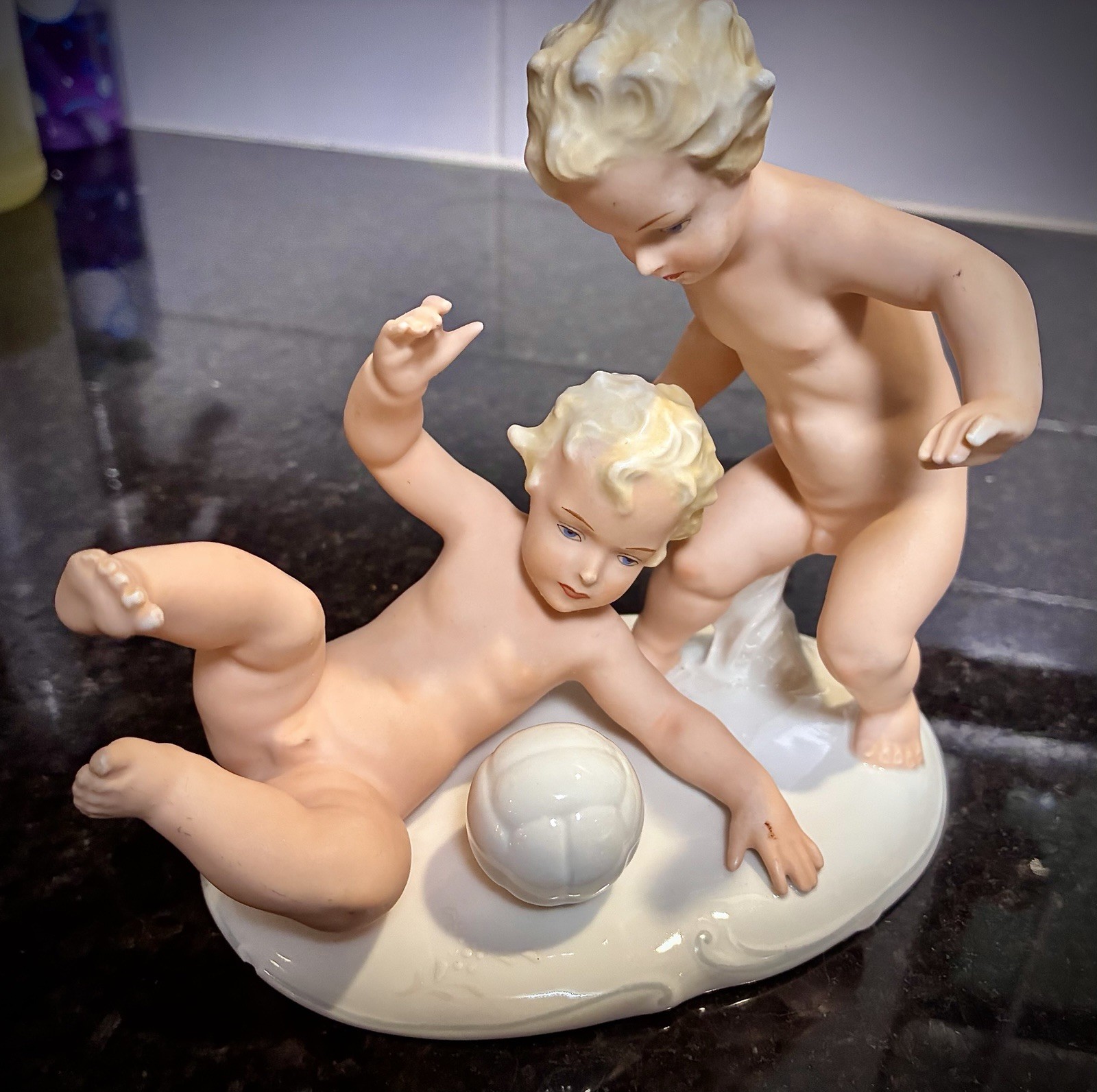 Vintage Schaubach Kunst Porcelain Figurine Two Boys Putti Playing Ball Germany