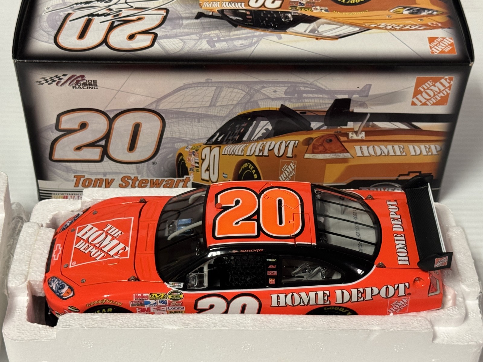 1/24 Tony Stewart #20 Home Depot 2007 Impala SS COT Action NASCAR Diecast Car 1/24 Tony Stewart #20 Home Depot 2007 Impala SS COT Action NASCAR Diecast Car