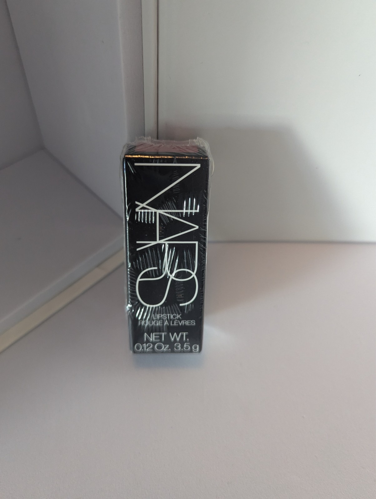 NARS Dolce Vita Audacious Lipstick Rouges A Levres NIB 2944 Sheer NARS Dolce Vita Audacious Lipstick Rouges A Levres NIB 2944 Sheer