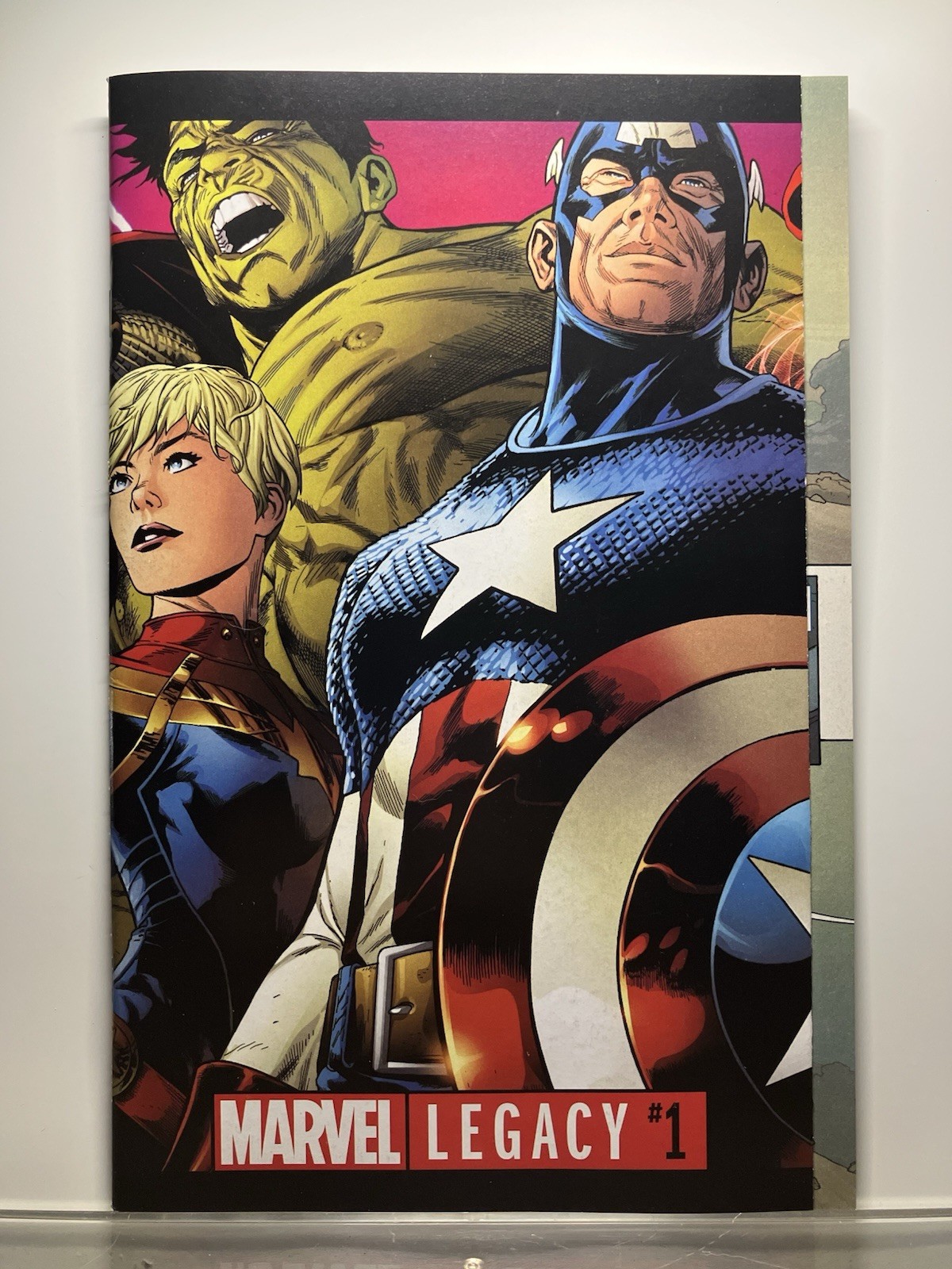 🔑MARVEL LEGACY #1 (2017) MARVEL COMICS- WRAP AROUND JOE QUESADA COVER- VF/NM 🔑MARVEL LEGACY #1 (2017) MARVEL COMICS- WRAP AROUND JOE QUESADA COVER- VF/NM