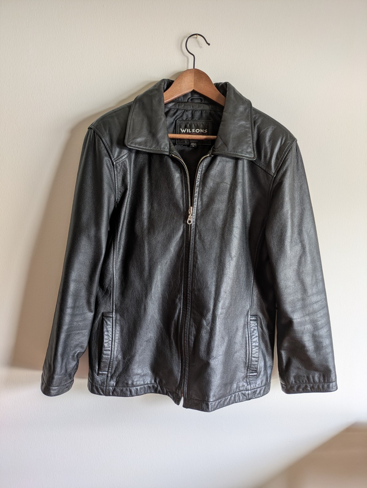Vtg Wilson\'s Women’s Black Leather Jacket | Large