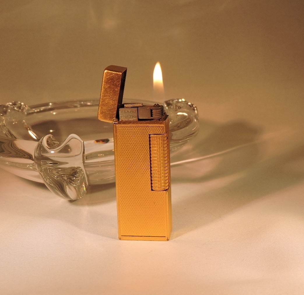 Vintage 1964 Dunhill Rollagas Lighter Barley Patern Gold Plated No Gold Loss Vintage 1964 Dunhill Rollagas Lighter Barley Patern Gold Plated No Gold Loss