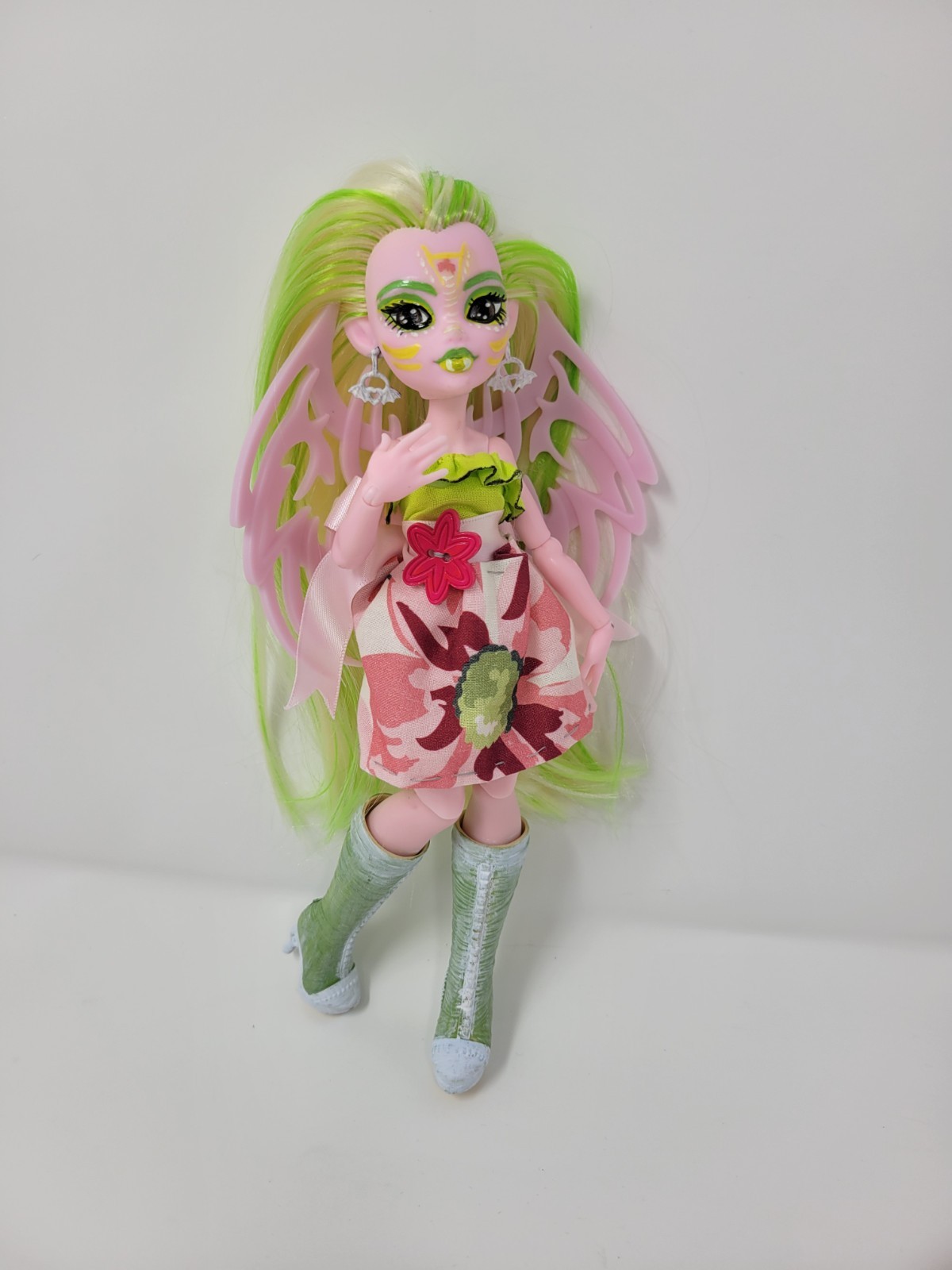 Custom G3 Monster High Batsy Claro Boo Student Doll W/ Wings Reroot Repaint Custom G3 Monster High Batsy Claro Boo Student Doll W/ Wings Reroot Repaint