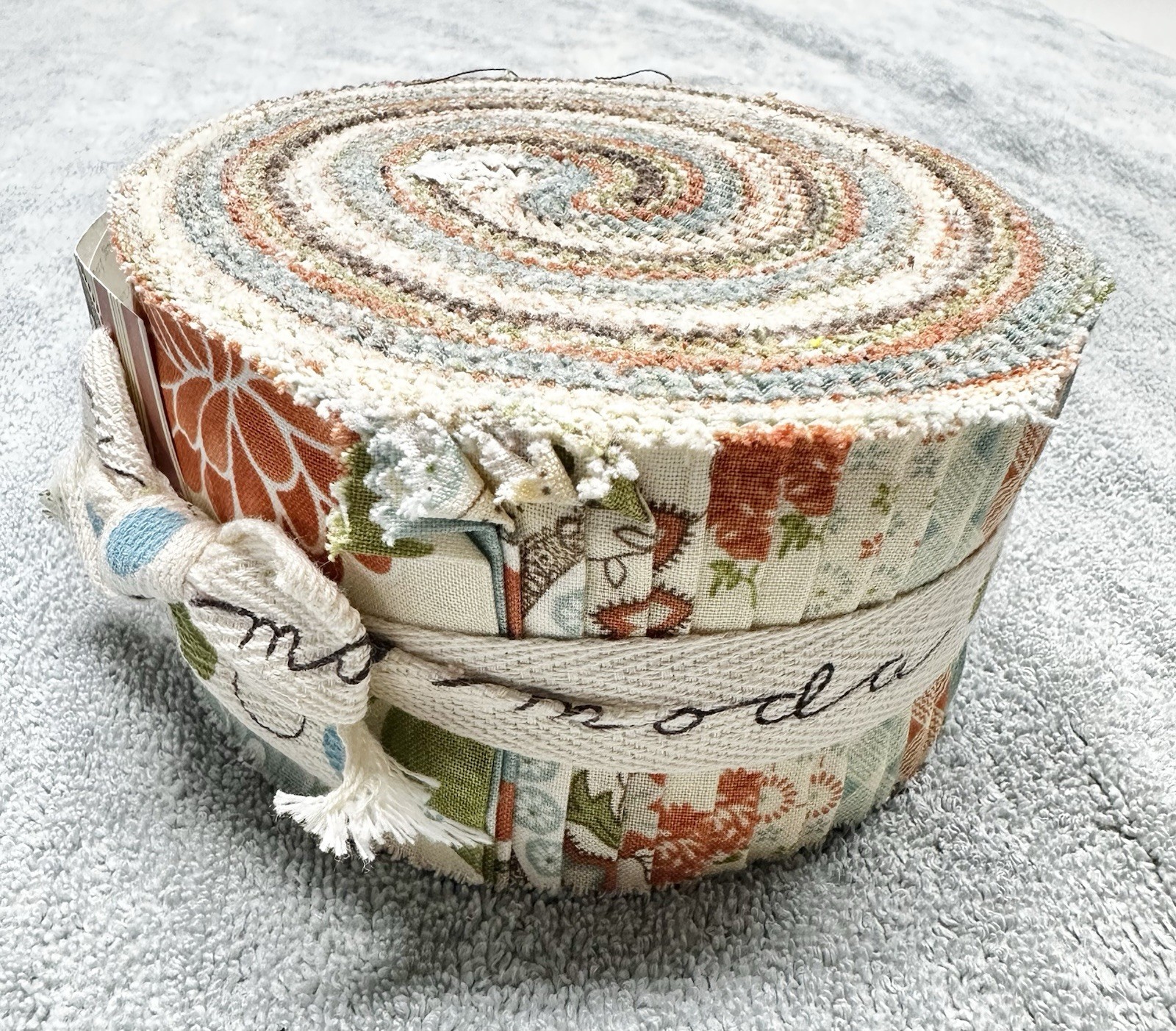 Moda Cotton Thistle Blossoms Bonnie Camille Jelly Roll Quilt Quilting Fabric