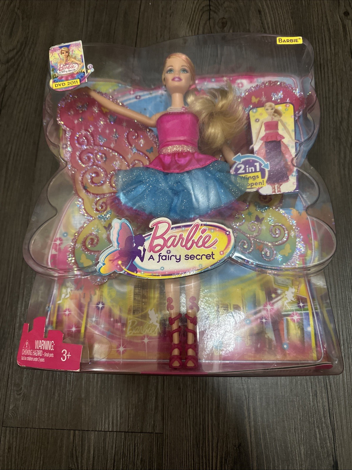RARE 2010 BARBIE A FAIRY SECRET 2 IN 1 DOLL MATTEL NEW BOX SHOWS WEAR READ