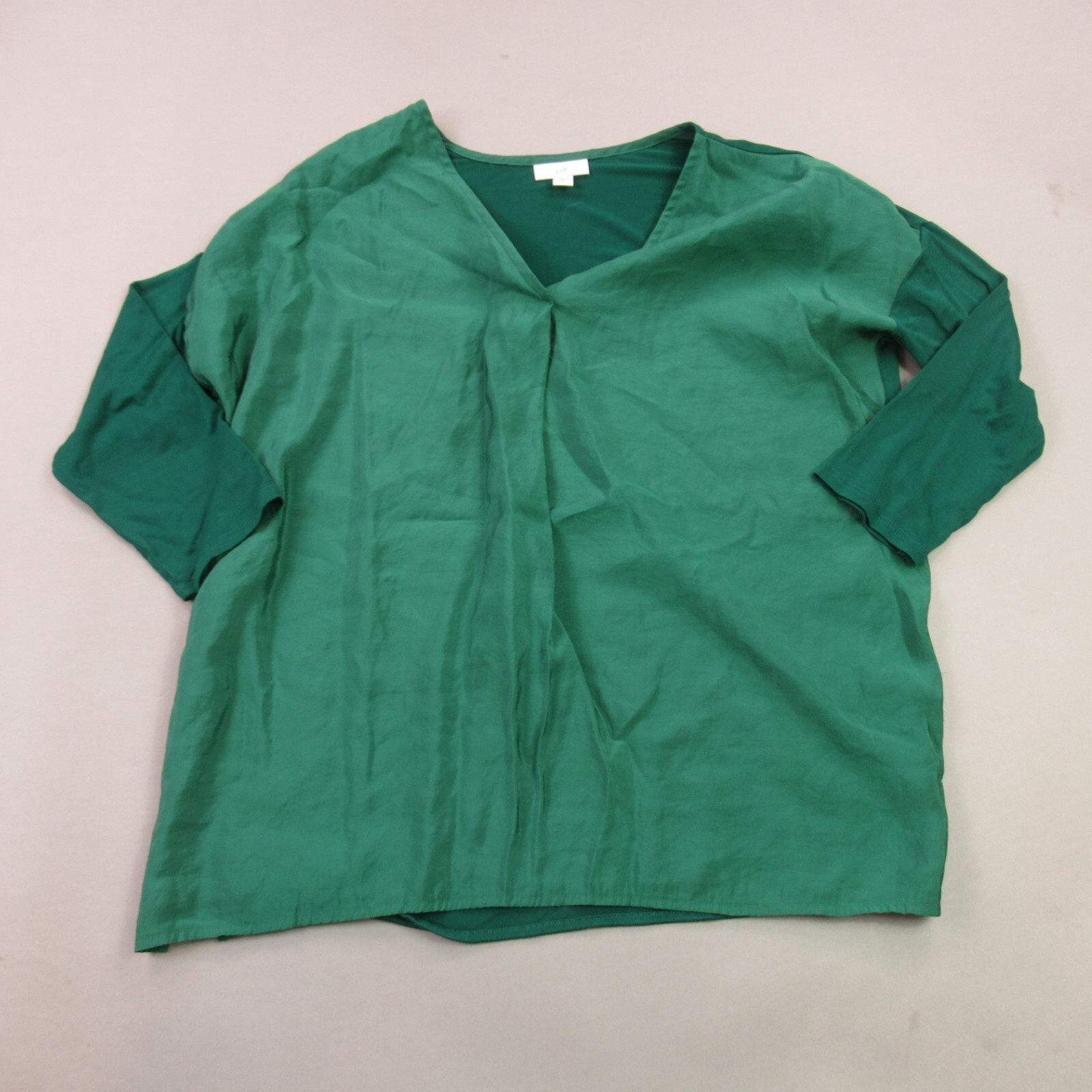 J Jill Shirt Womens Small 3/4 Long Sleeve Casual Outdoor V Neck Green J Jill Shirt Womens Small 3/4 Long Sleeve Casual Outdoor V Neck Green