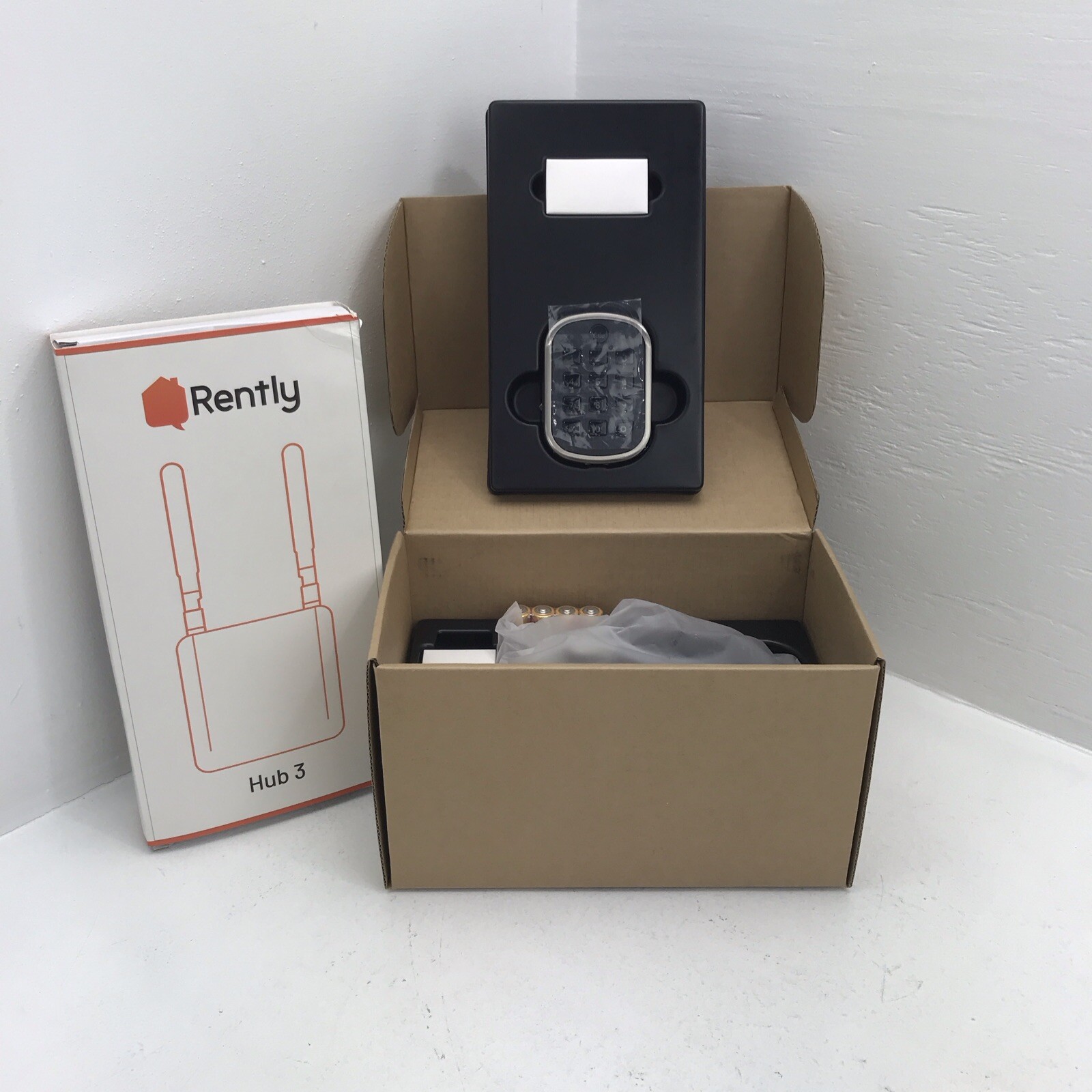 Rently Keyless Entry Kit with Yale Lock YRD-136-ZW2-619 & Rently Tri Band Hub 3 Rently Keyless Entry Kit with Yale Lock YRD-136-ZW2-619 & Rently Tri Band Hub 3