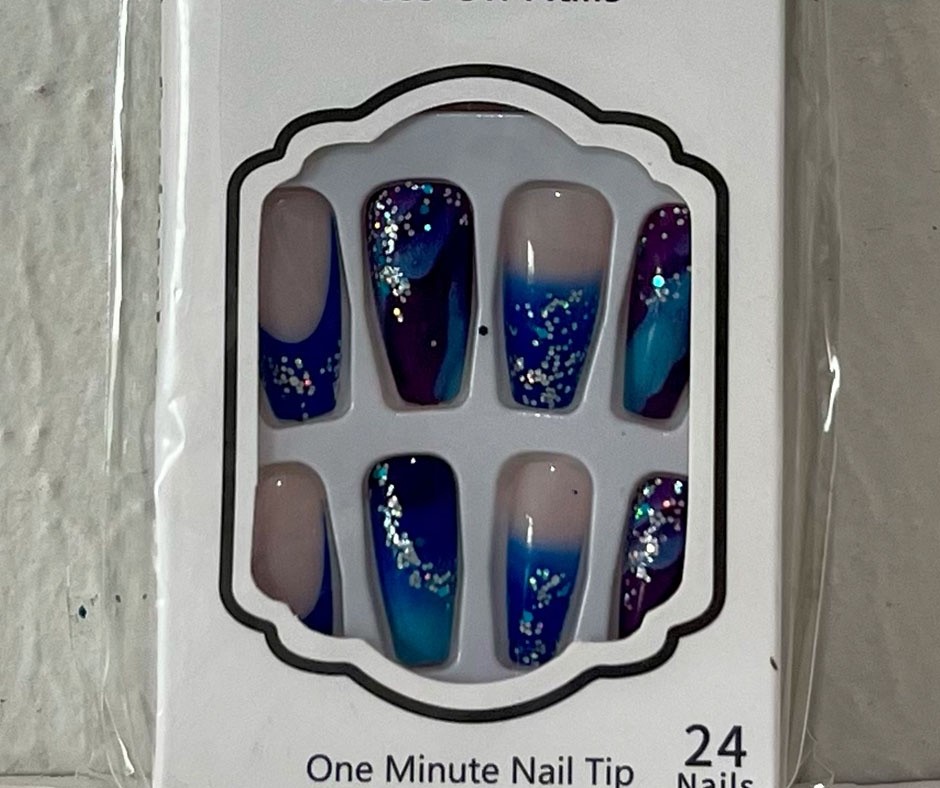 24pcs/Box Detachable False Nails Wearable French designs. Choose one.Many styles
