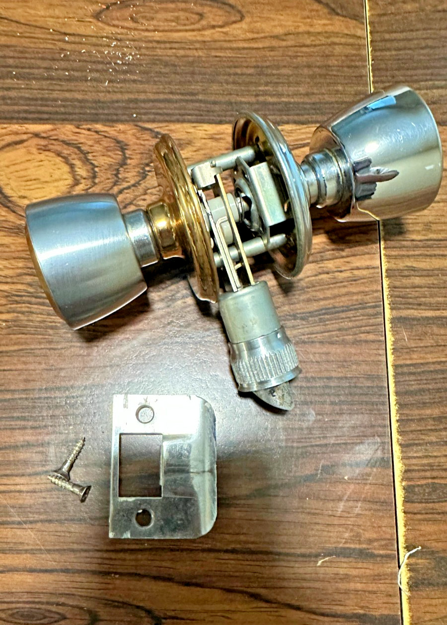 Vintage Mid Century Push Pull Door Privacy Lock-Gold Brass & Silver - Tested Vintage Mid Century Push Pull Door Privacy Lock-Gold Brass & Silver - Tested