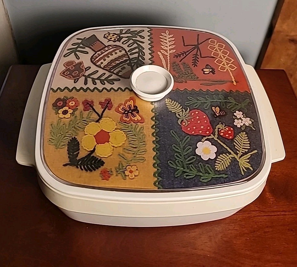 Vintage Westbend Thermo Serv 2 Quart Mushroom Casserole Dish Vintage Westbend Thermo Serv 2 Quart Mushroom Casserole Dish