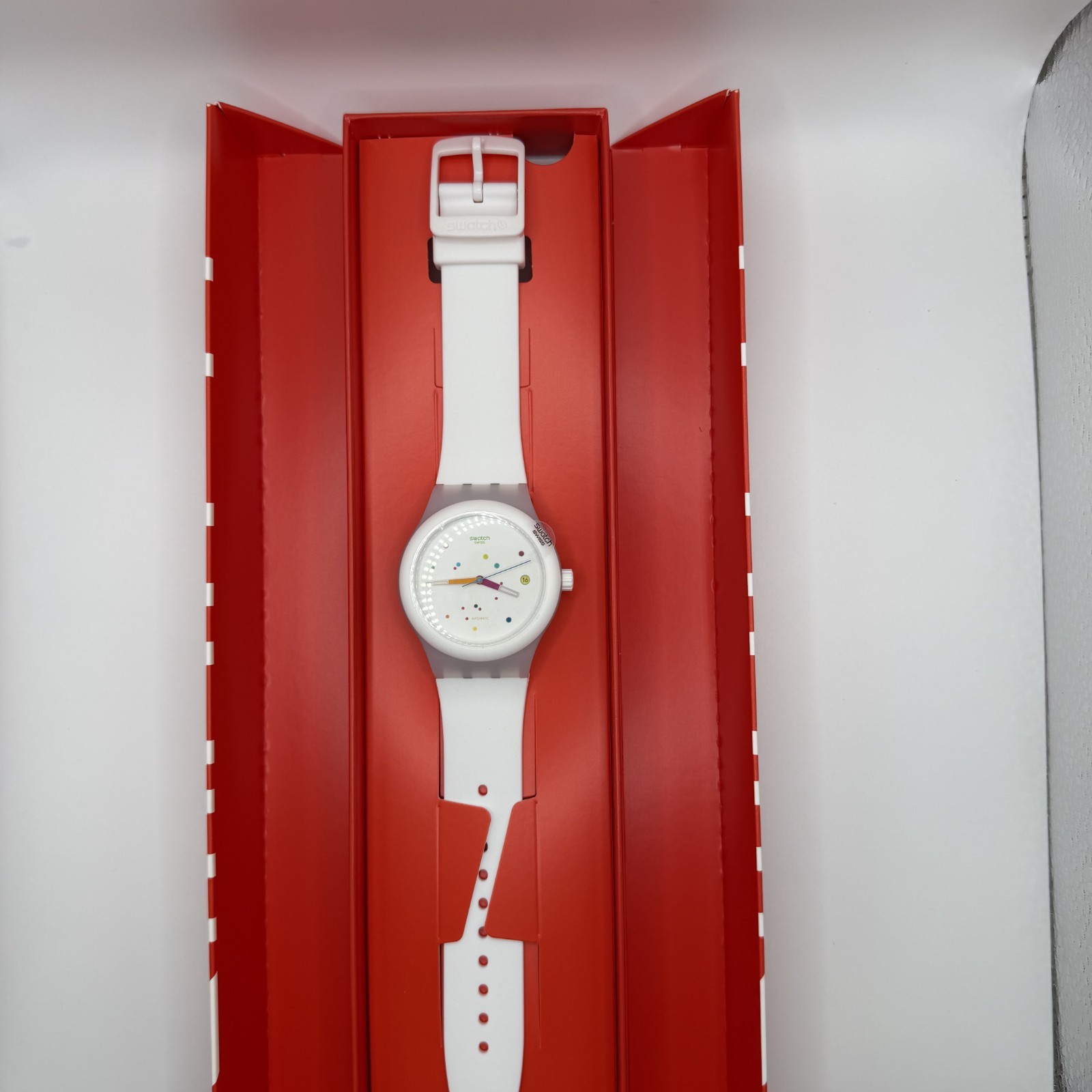 RARE Swatch SISTEM WHITE SUTW400 Automatic Sistem51 42mm Swiss Watch