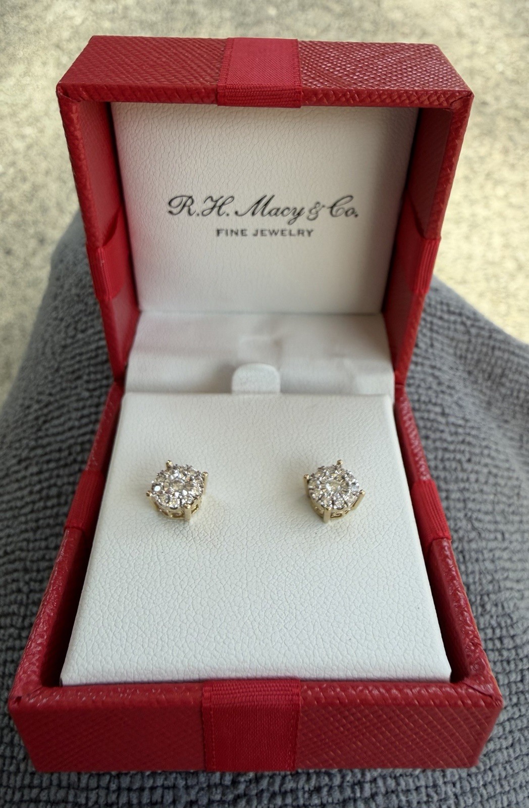 Macy's 1/3 ct. t.w. Diamond Cluster Stud Earrings 14K Yellow Gold, New In Box