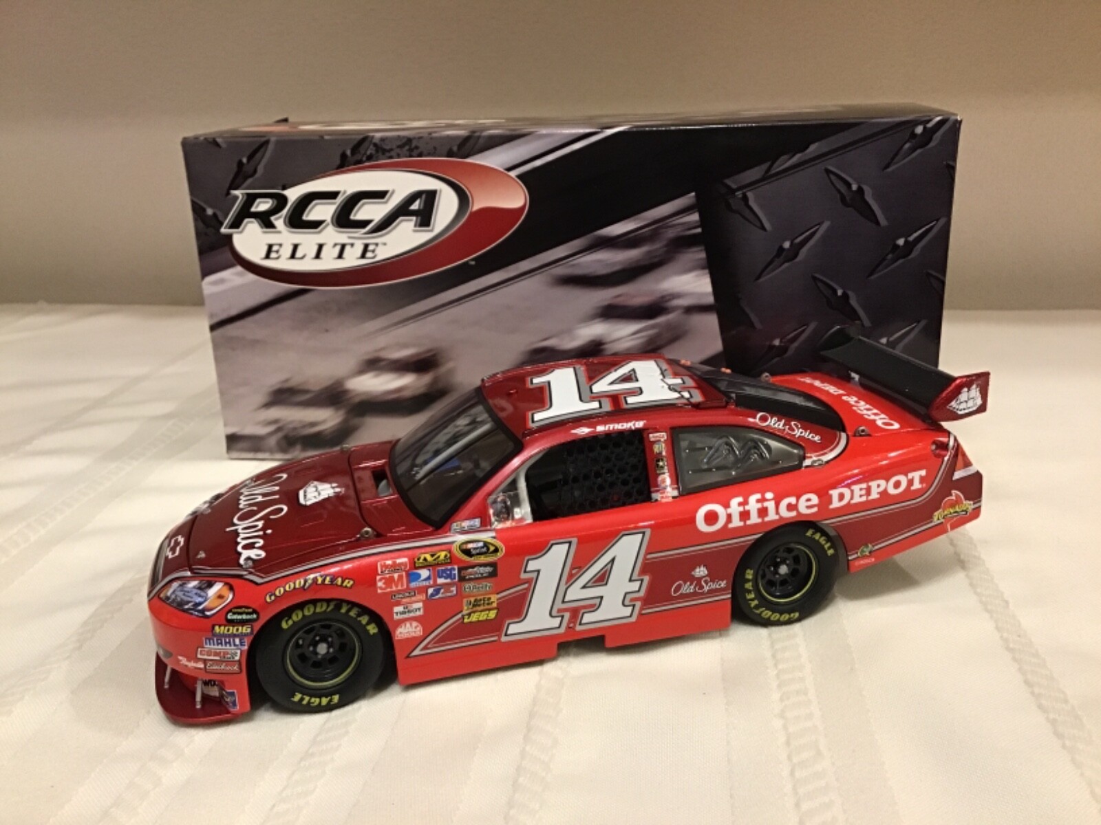 Tony Stewart 14 Old Spice 2010 Chevrolet Impala RCCA Elite 29/314 1/24 Tony Stewart 14 Old Spice 2010 Chevrolet Impala RCCA Elite 29/314 1/24