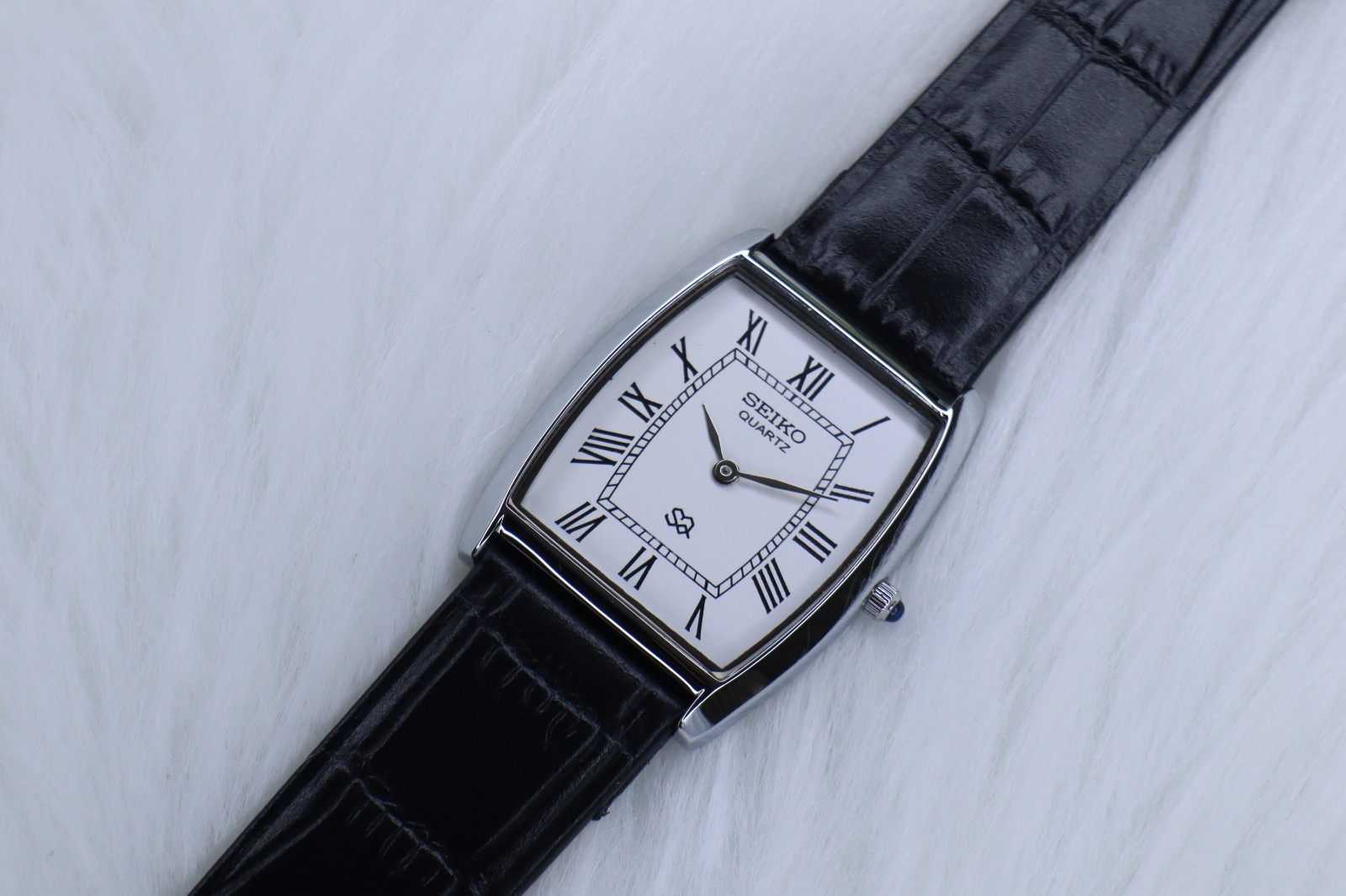 Vintage Seiko Slim Japan Quartz Men’s Wristwatch Limited Edition 