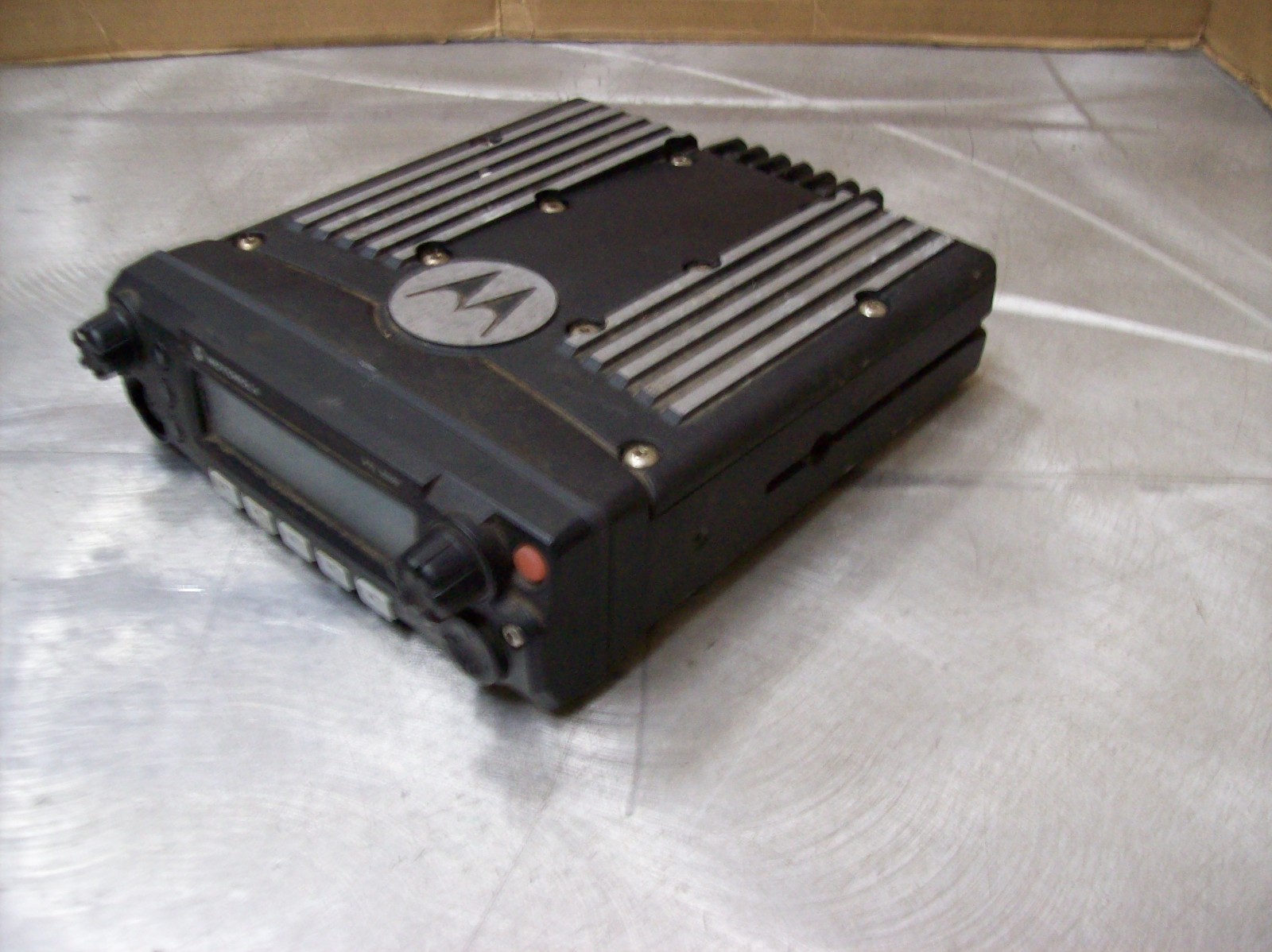 YOU GET FOUR USED Motorola XTL 2500 / M21URM9PW1AN Radio Head Only