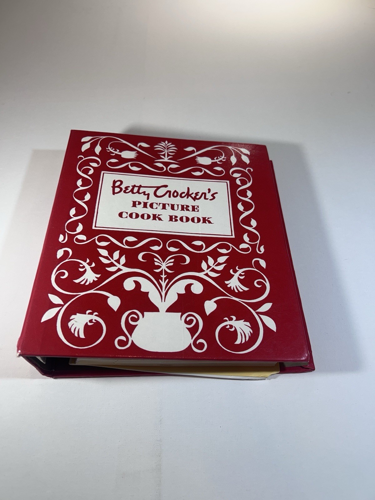 Betty Crocker Picture Cook Book Facsimile Edition Illustrated Ring/Wire Bound Betty Crocker Picture Cook Book Facsimile Edition Illustrated Ring/Wire Bound