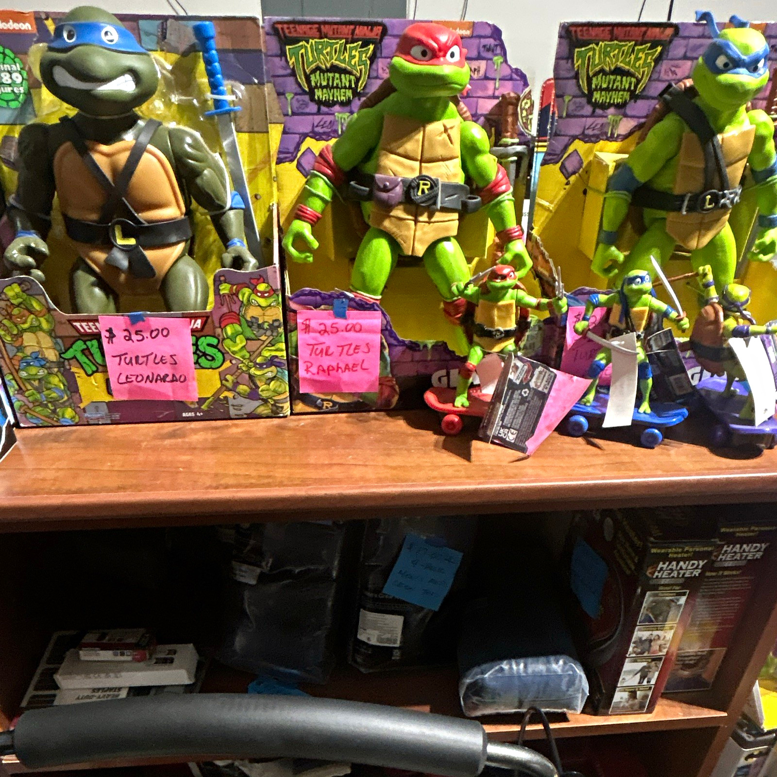 Nickelodeon TMNT Mutant Mayhem Mixed Lot Figures Leonardo Raphael w/ Accs